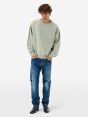 Ethan round neck cott. fl. resin spray garment dyed