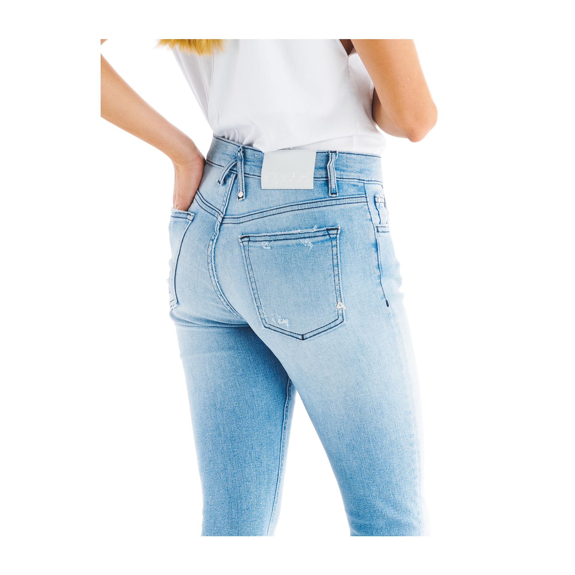 BODY SLIM HIGH RISE BLEACHED & FRAYED