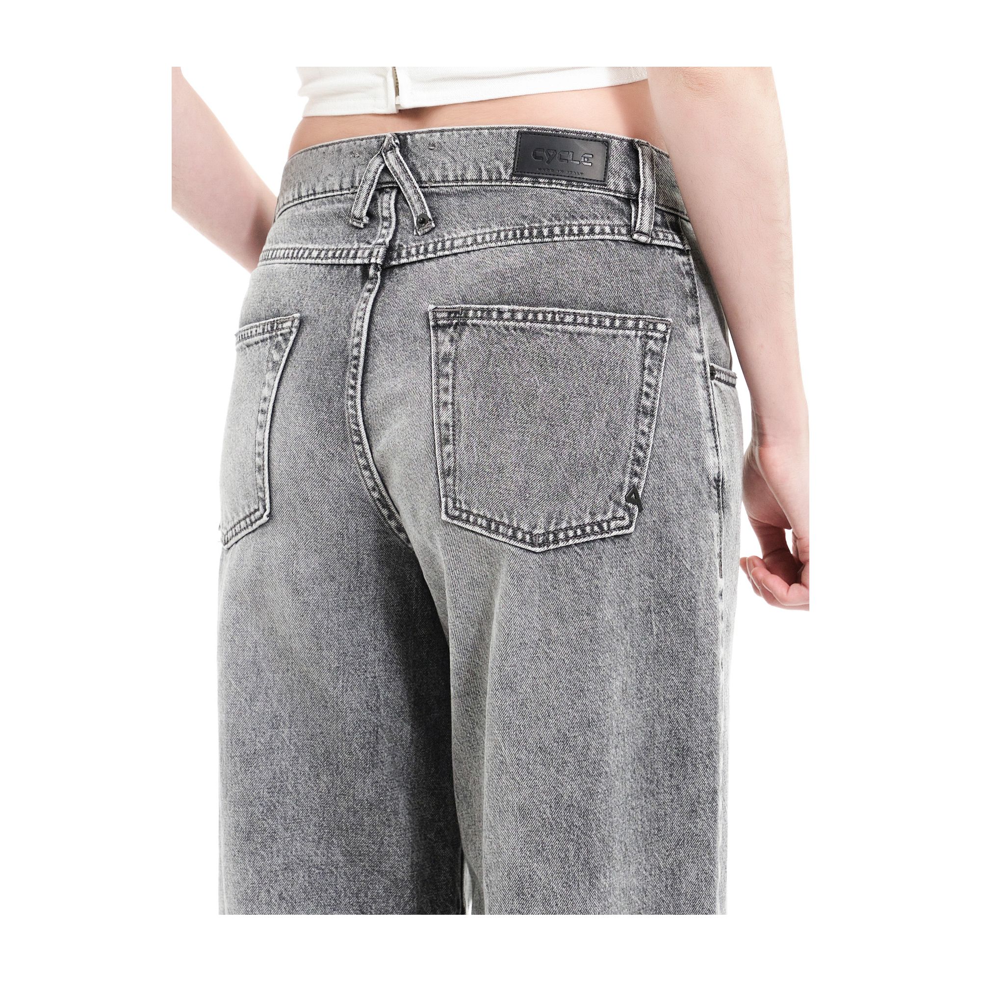 AIDA CROP SUPER FITTED LOW WAIST CROPPED CURVE LEG SUPER VINTAGE MARBLE WASH
