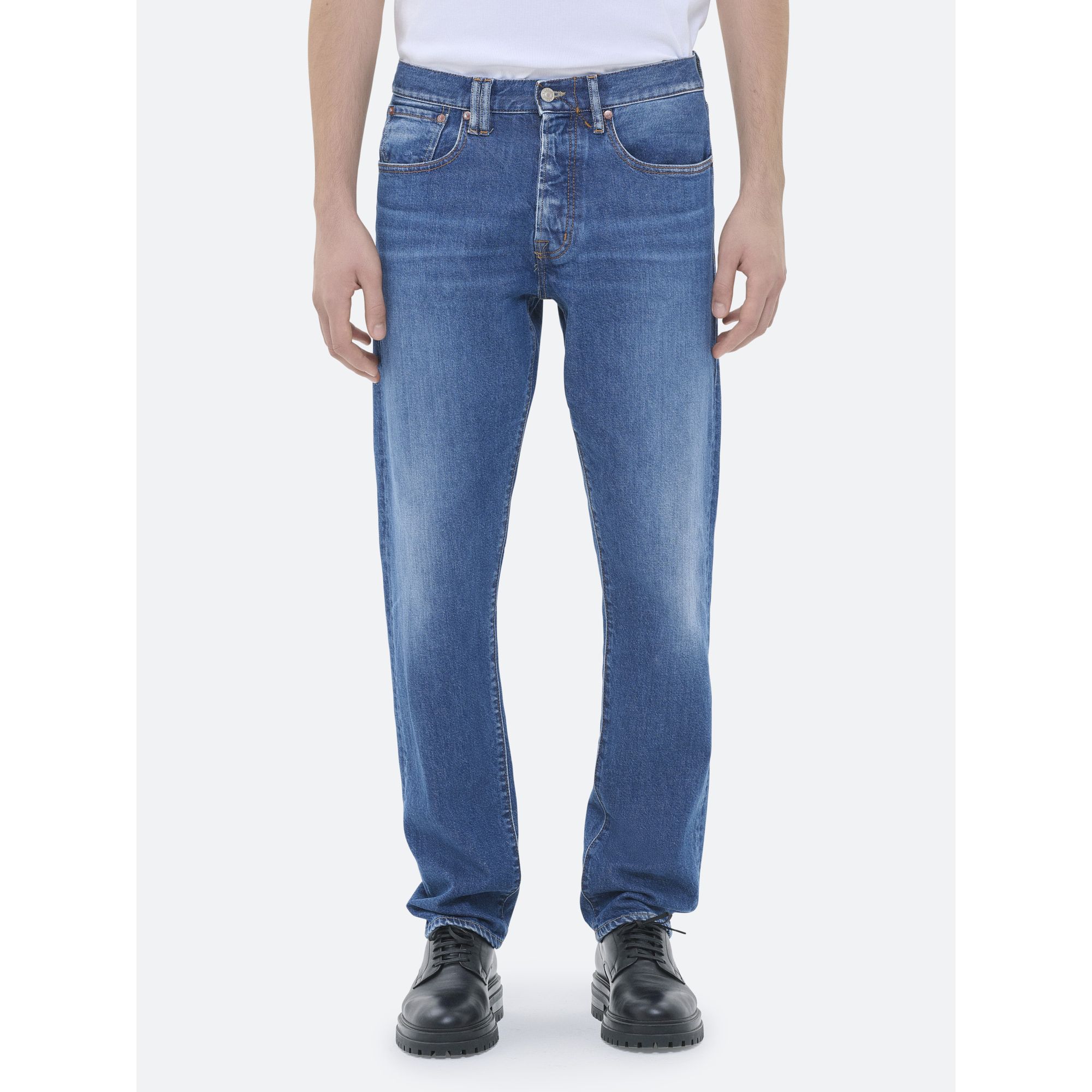 Straight-Fit Standard comfort jeans