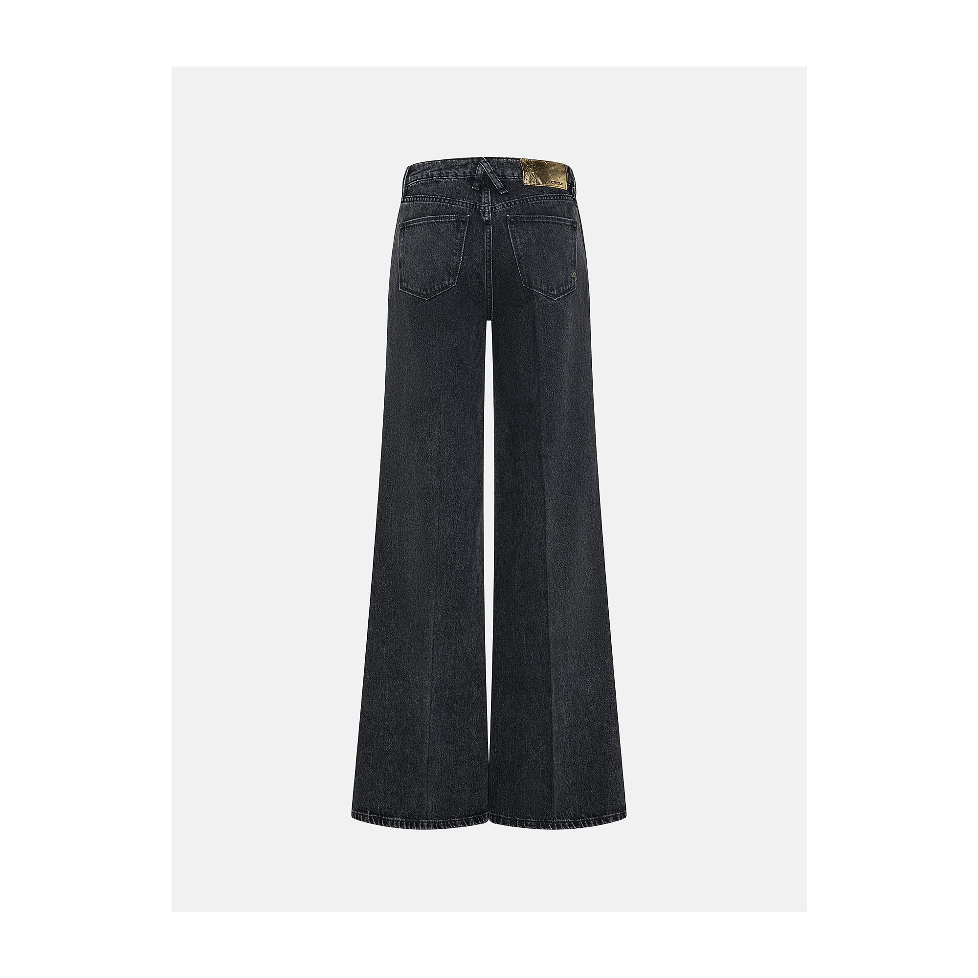 Flared Asia jeans