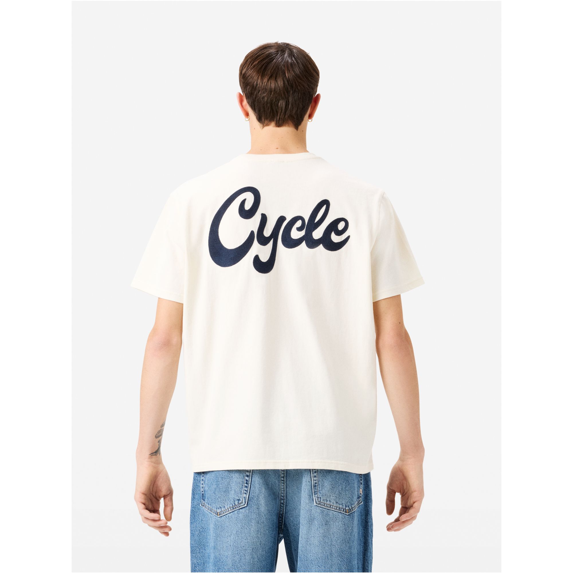 Over T-shirt with logo on the back