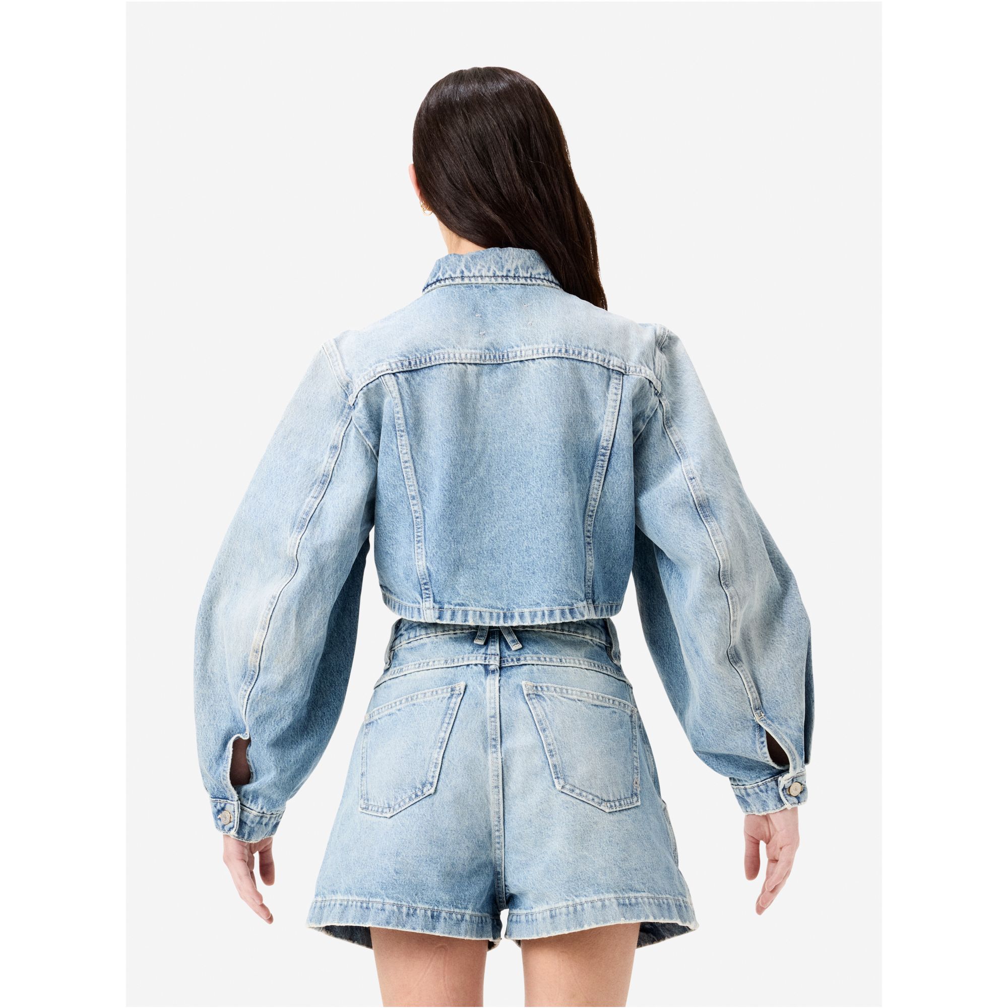 Minny cropped denim jacket light bleach broken edge