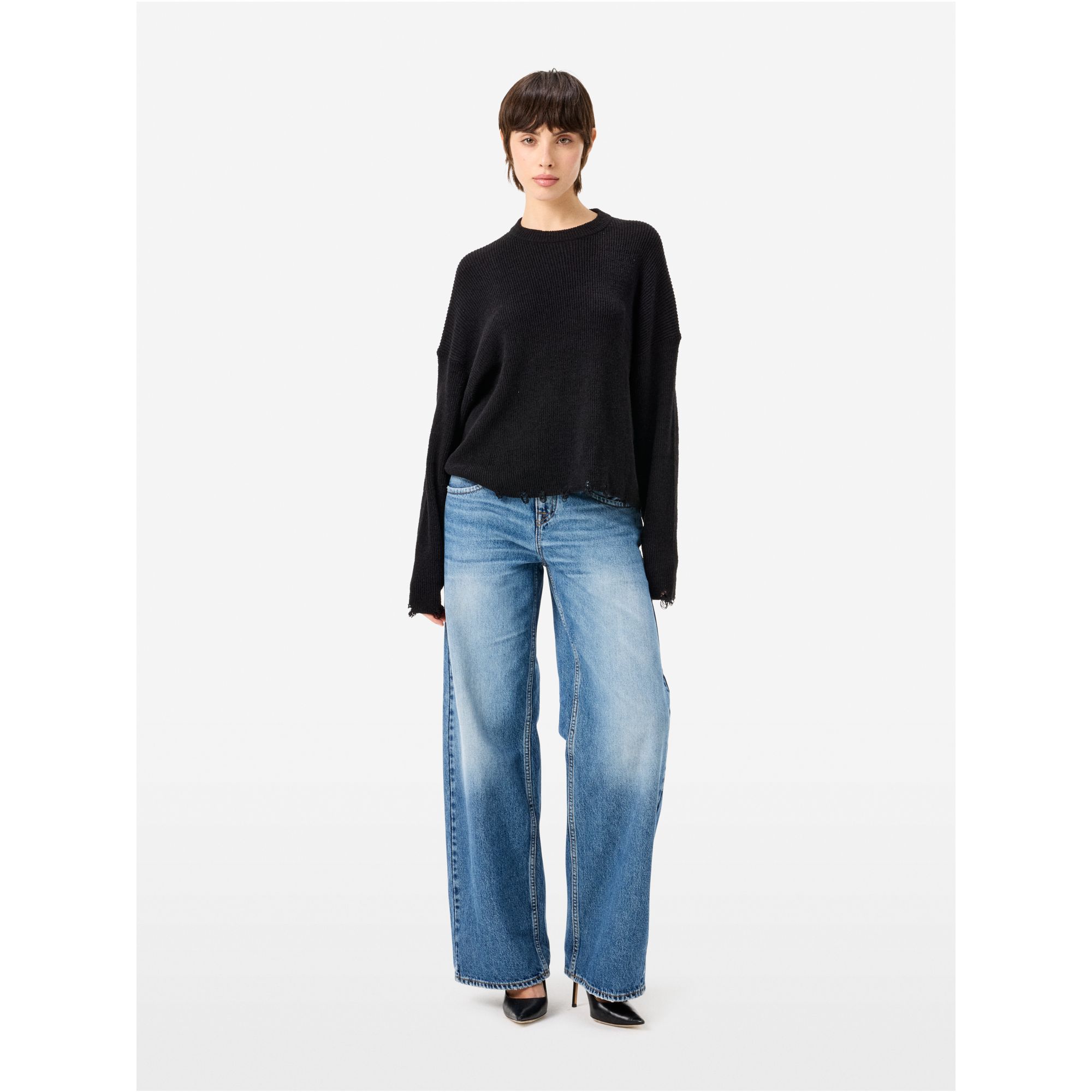 Gia oversized ribbed jumper with distressed hems