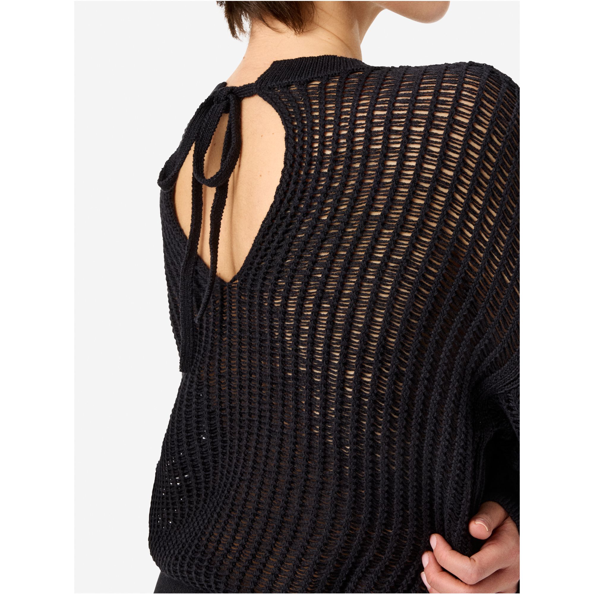 Lux jumper with cut-out on the back