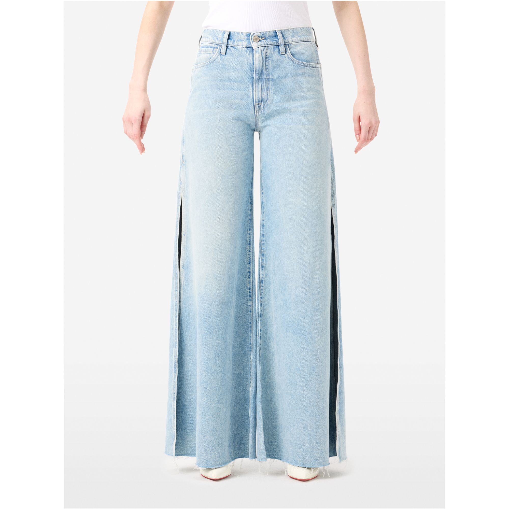 Flared Asia jeans with slits