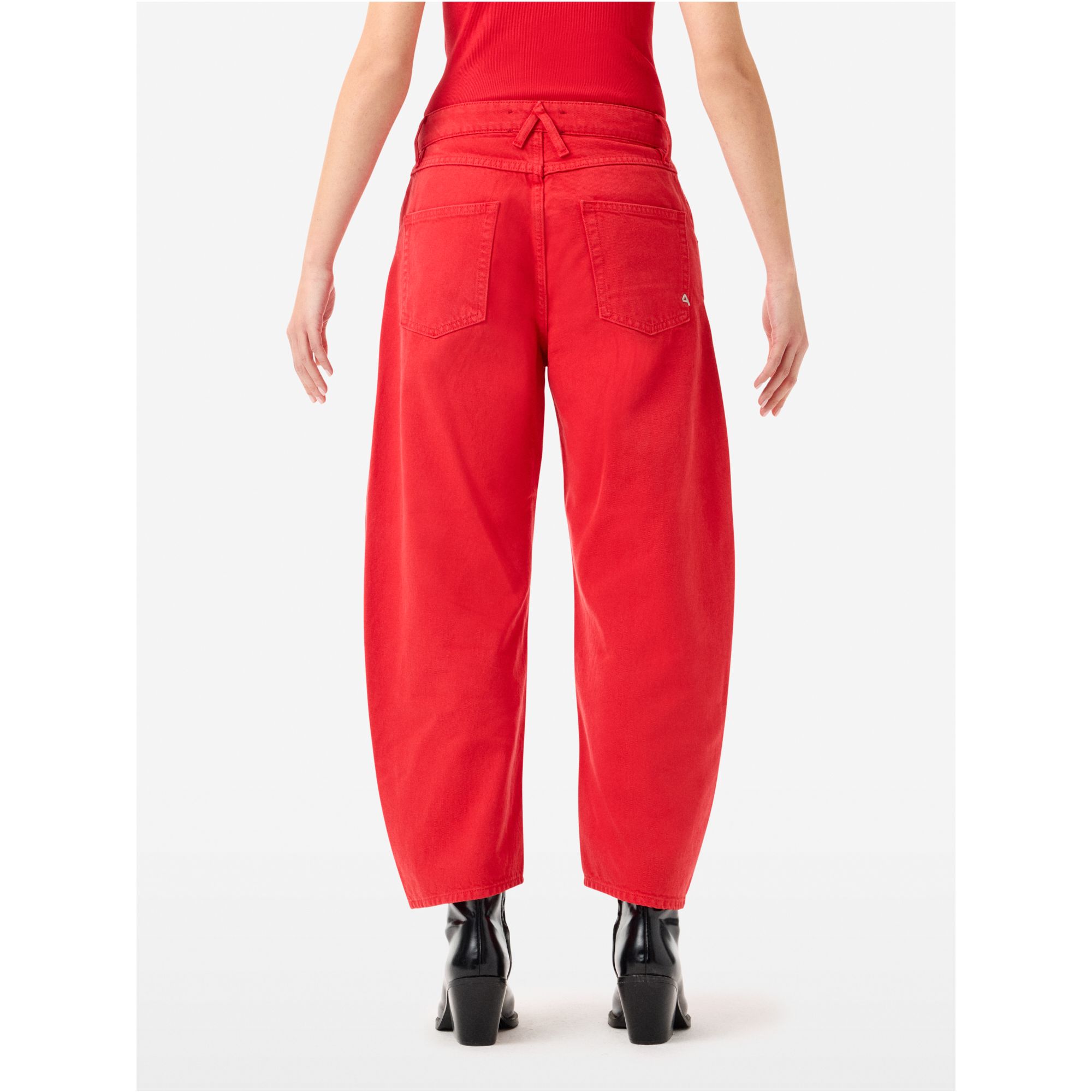 Aida crop super fitted low waist cropped curve leg direct dyed