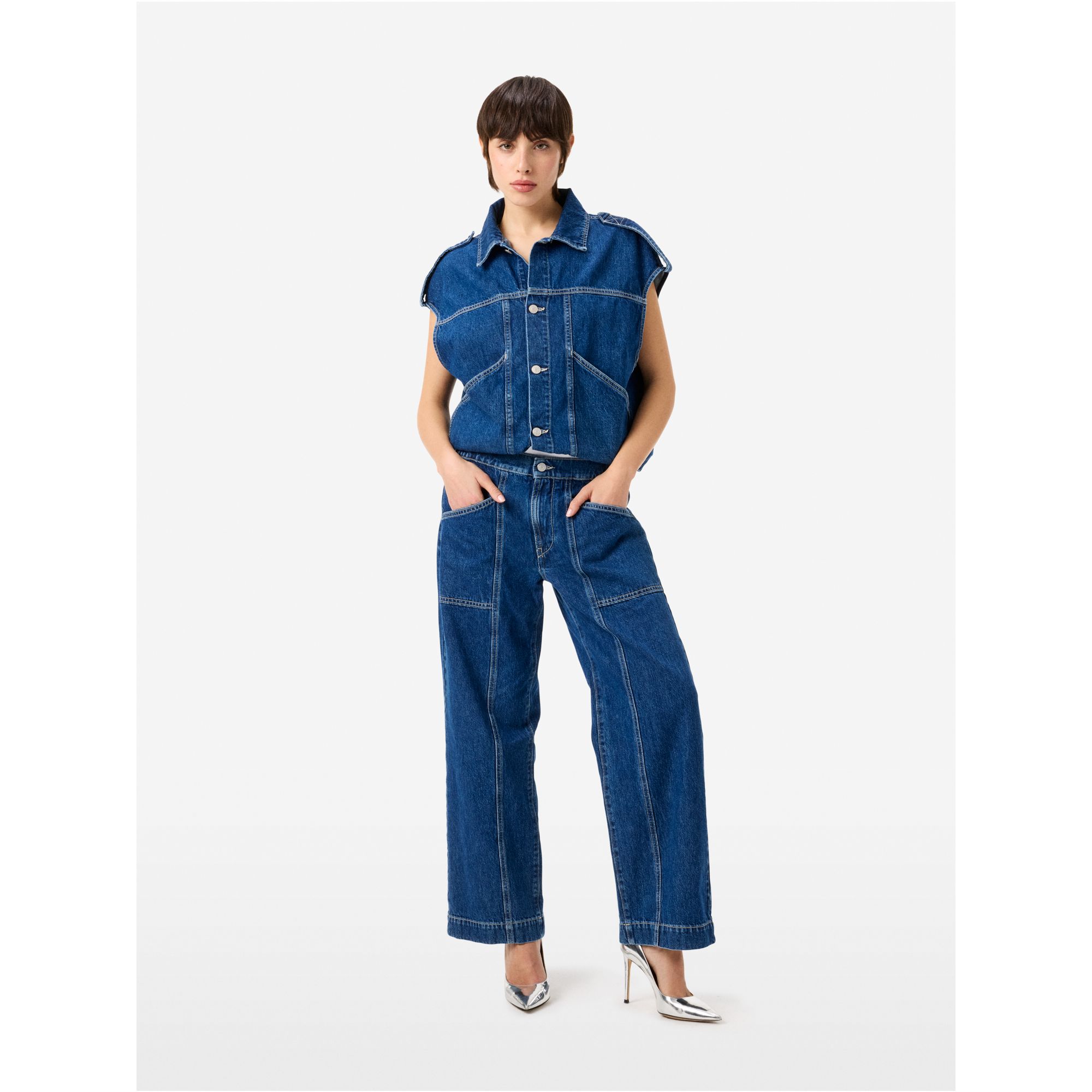 Ginny loose fit straight leg dark tone enzime washing