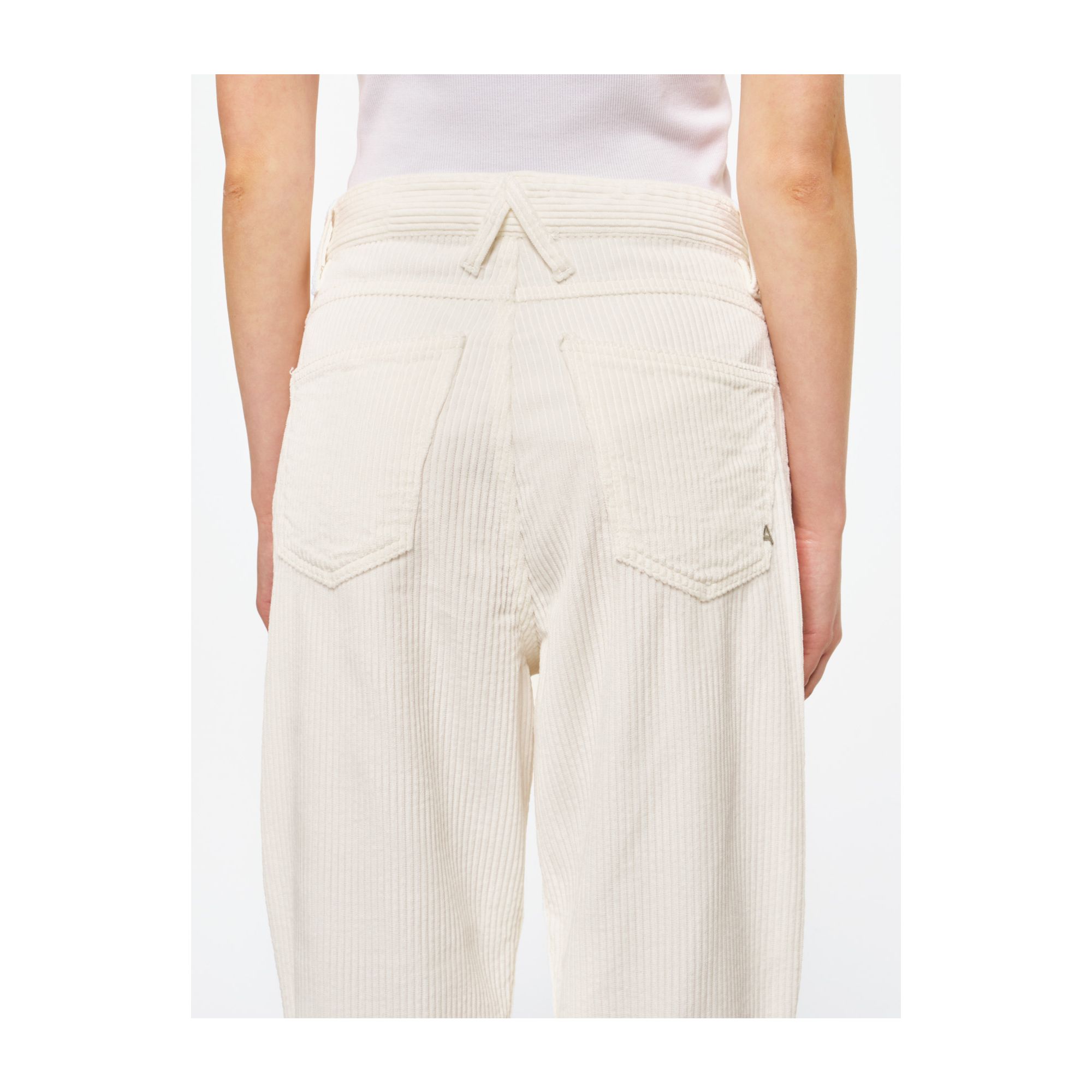 LOLA SUPER HIGH WAIST CARROT CROPPED RINSE WASH & FRAYED HEM/REACTIVE DYED & FRAYED HEM