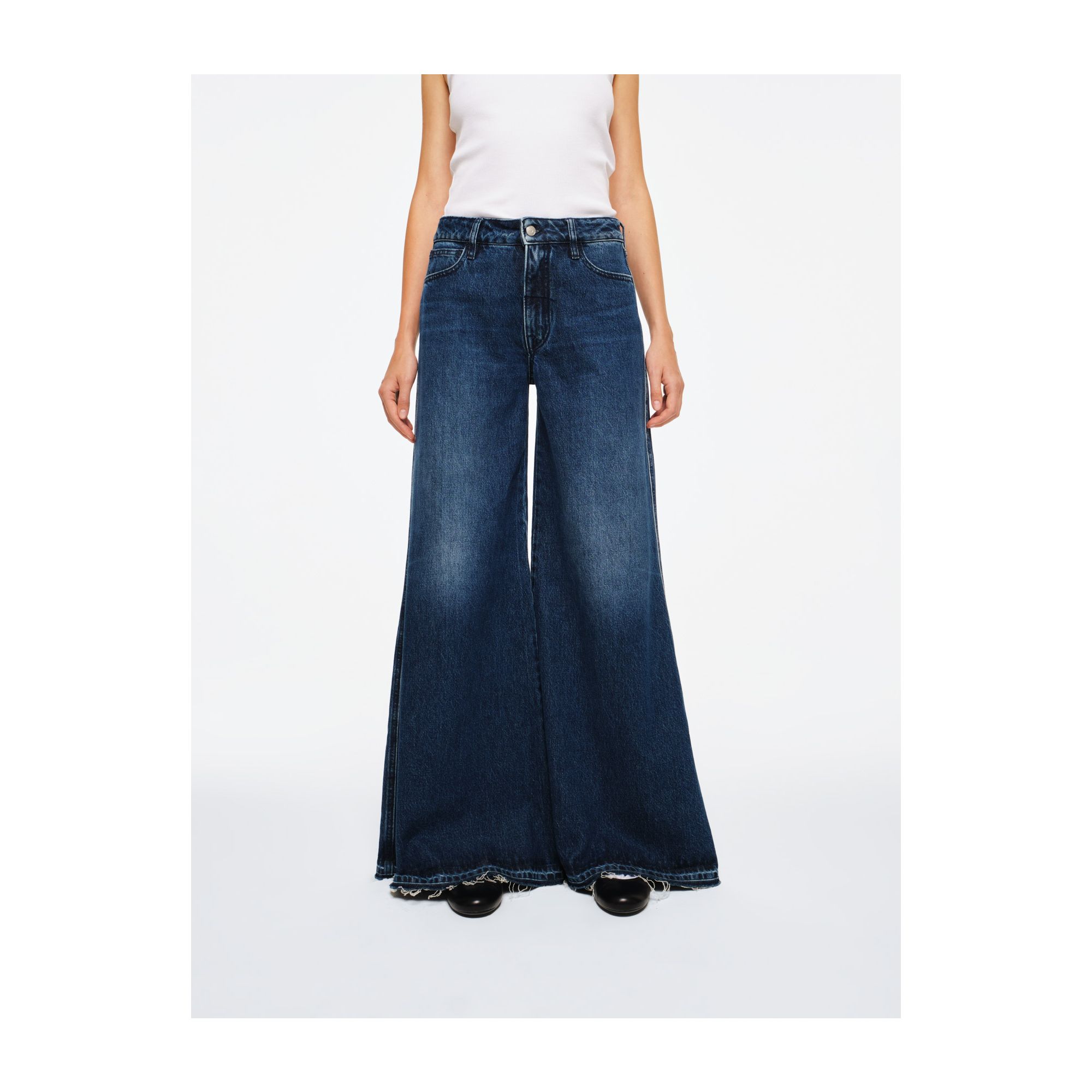 ASIA MID RISE WIDE LEG FLARED LIGHT VINTAGE FRAYED EDGE