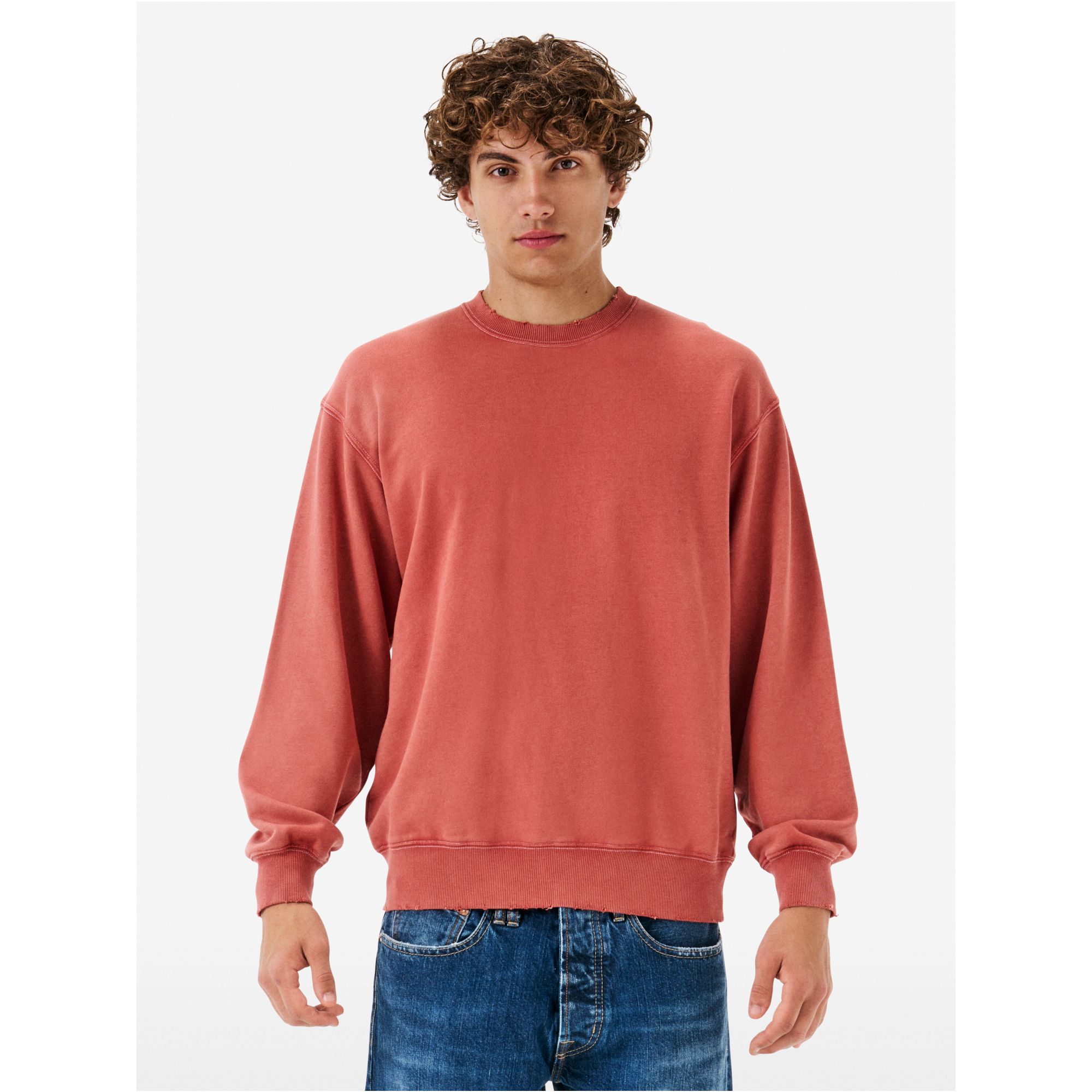 Ethan round neck cott. fl. resin spray garment dyed