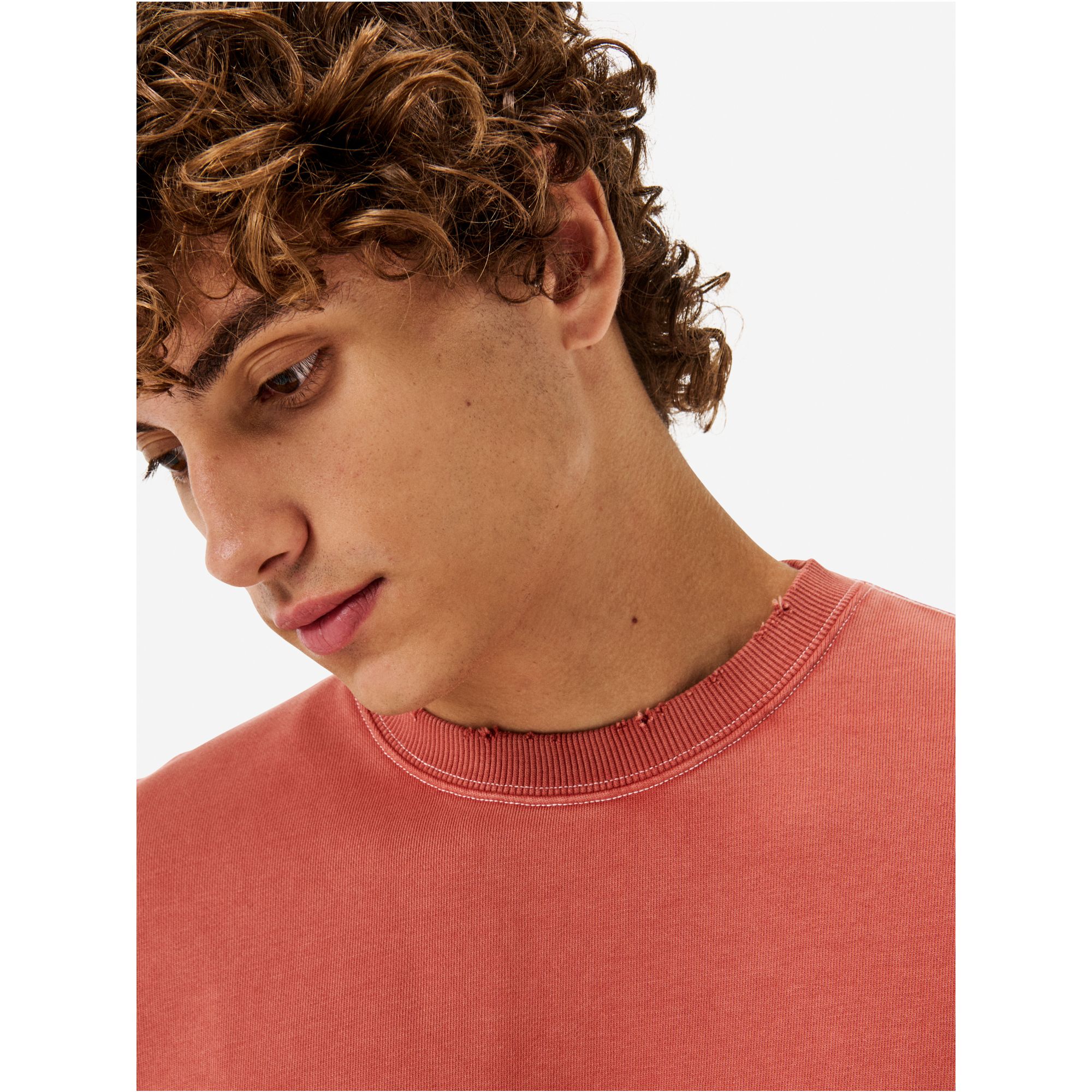 Ethan round neck cott. fl. resin spray garment dyed