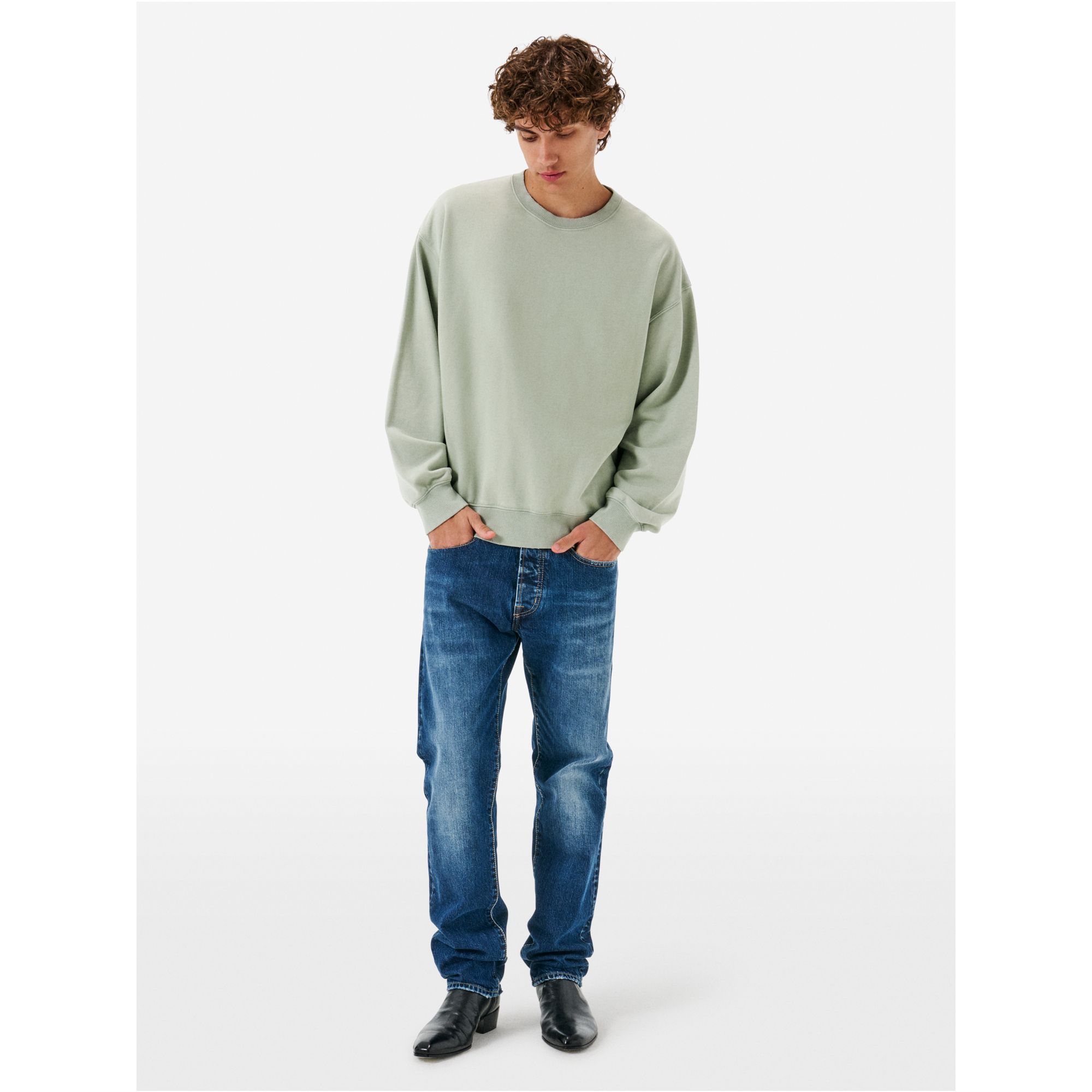 Ethan round neck cott. fl. resin spray garment dyed