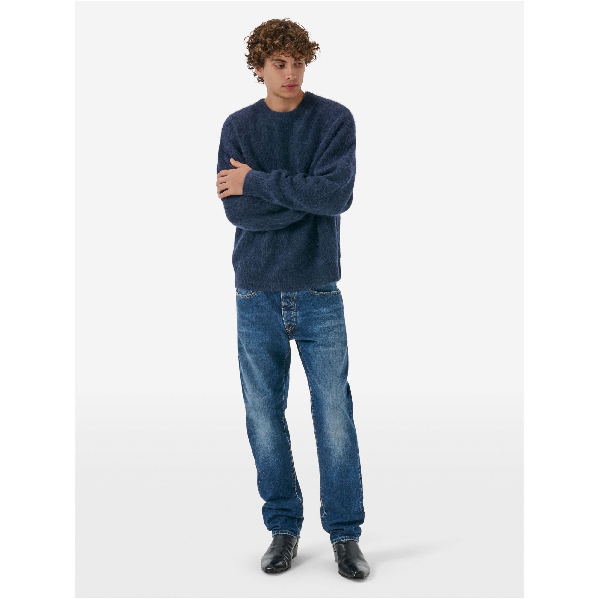 Over round neck collar brushed plain knit amazing