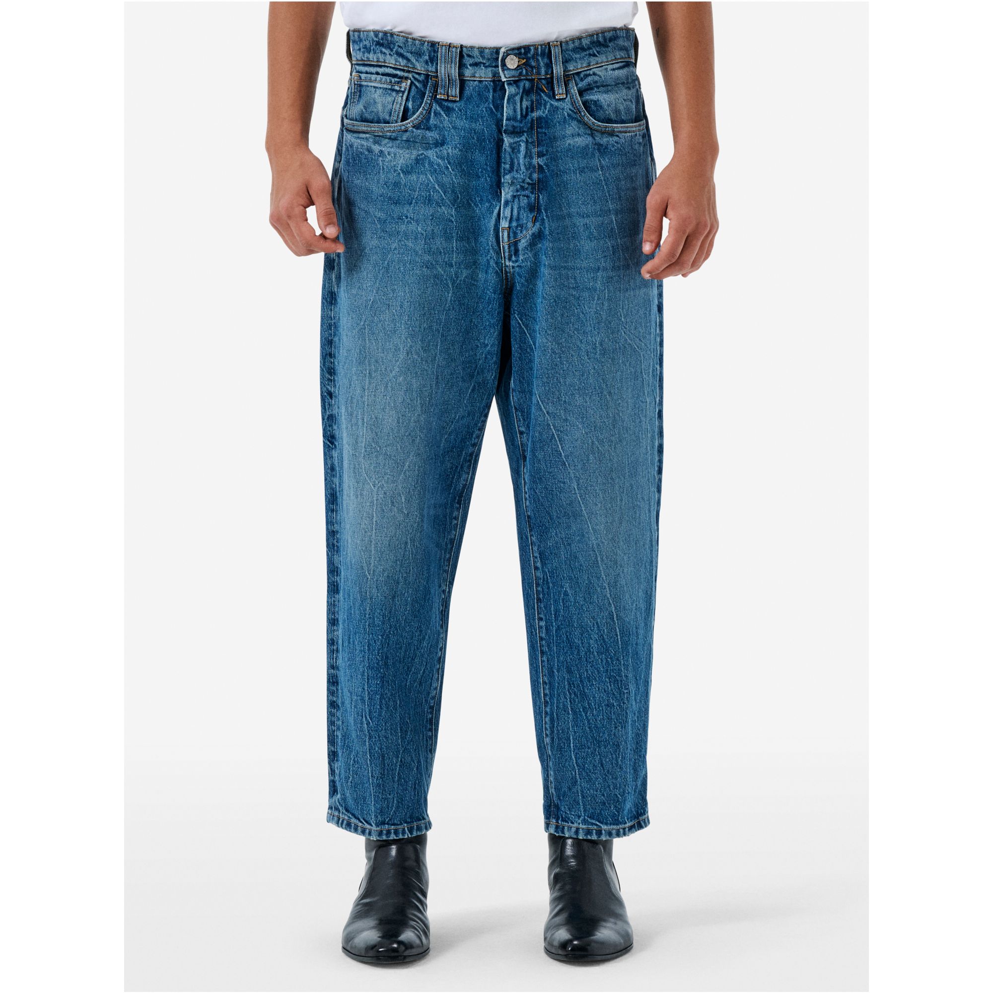Jumbo baggy fit medium vintage with damaged edge