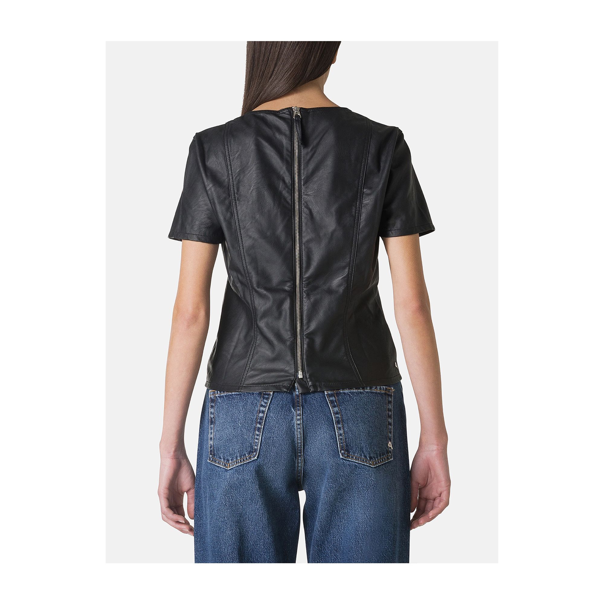 Basic eco leather t-shirt rinse wash