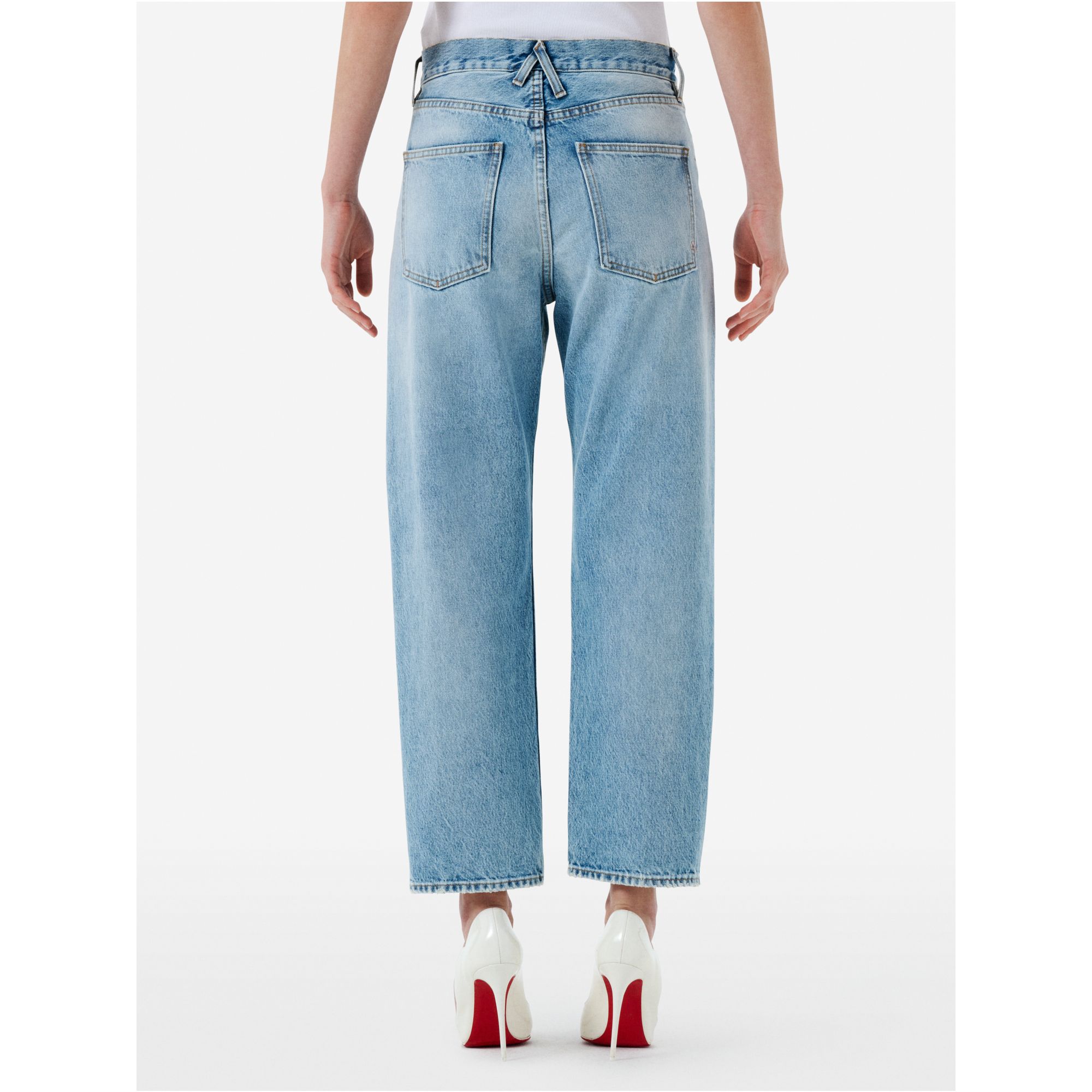 Bella '90s fit mid rise straight light bleach broken edge