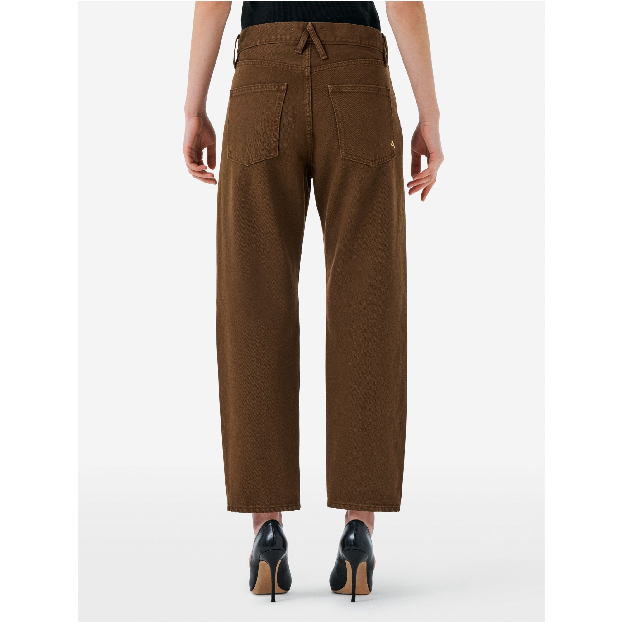 Bella '90s fit mid rise straight direct dyed