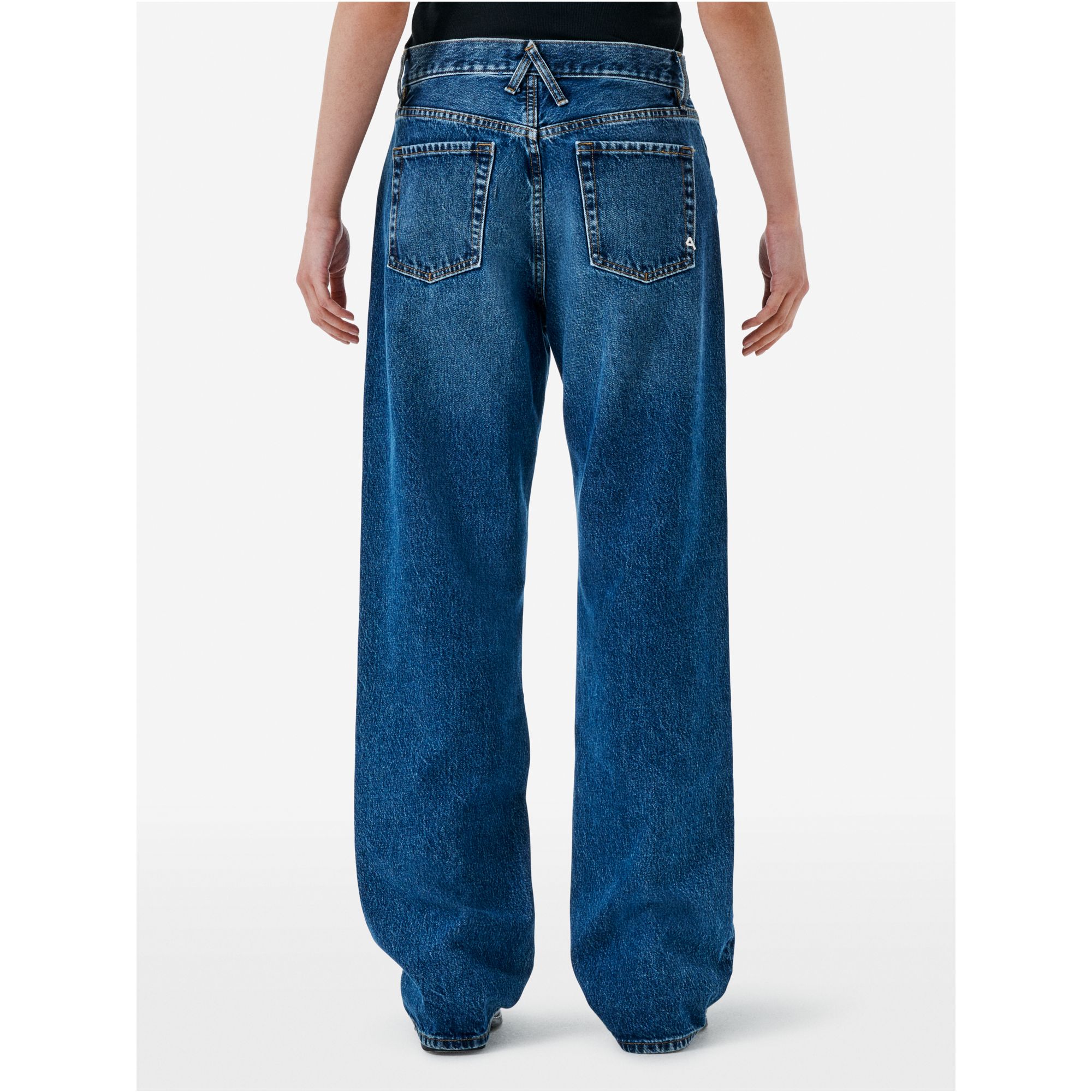 Mila low rise '90s fit stone wash brushed