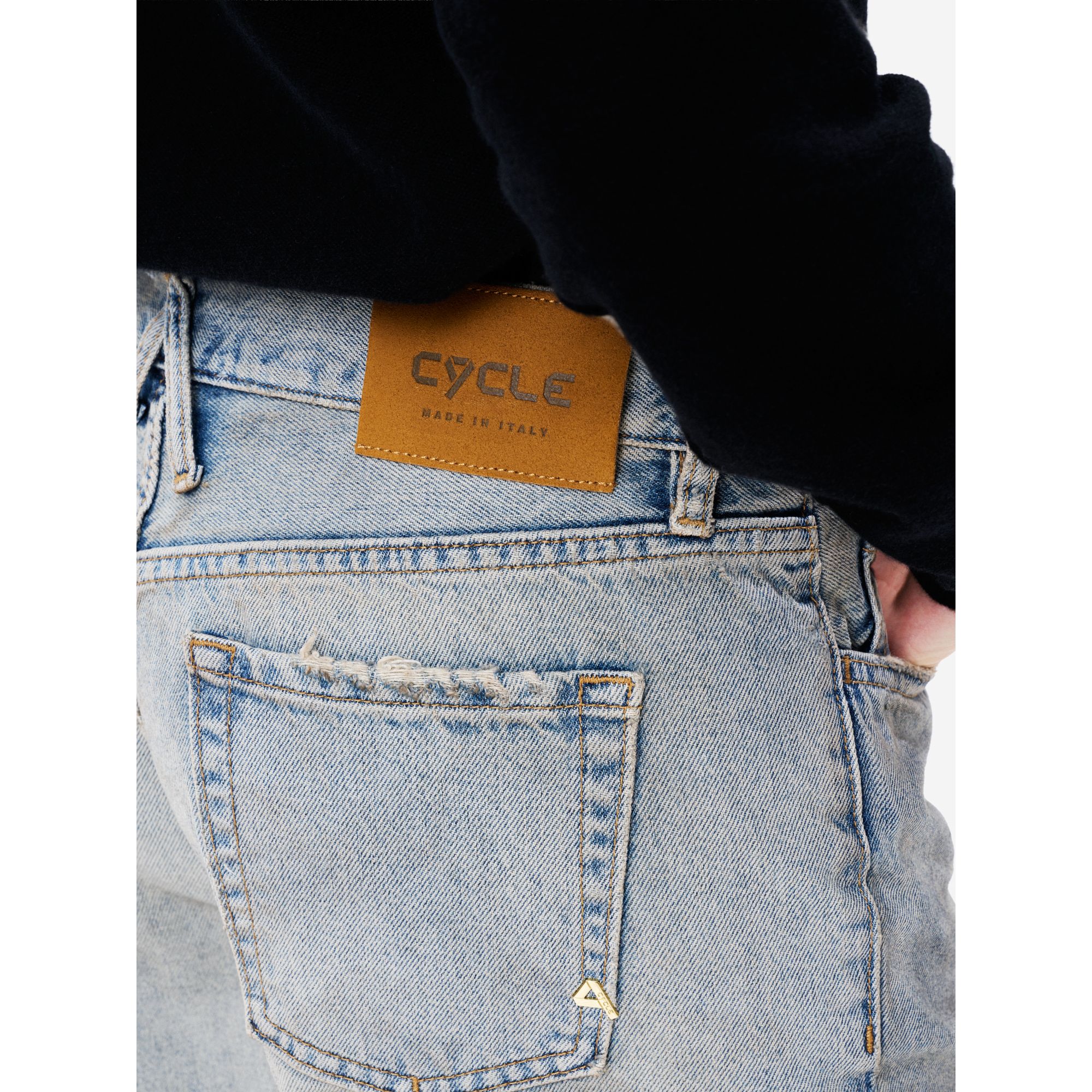 Mila '90s fit low rise straigth leg dirty bleach