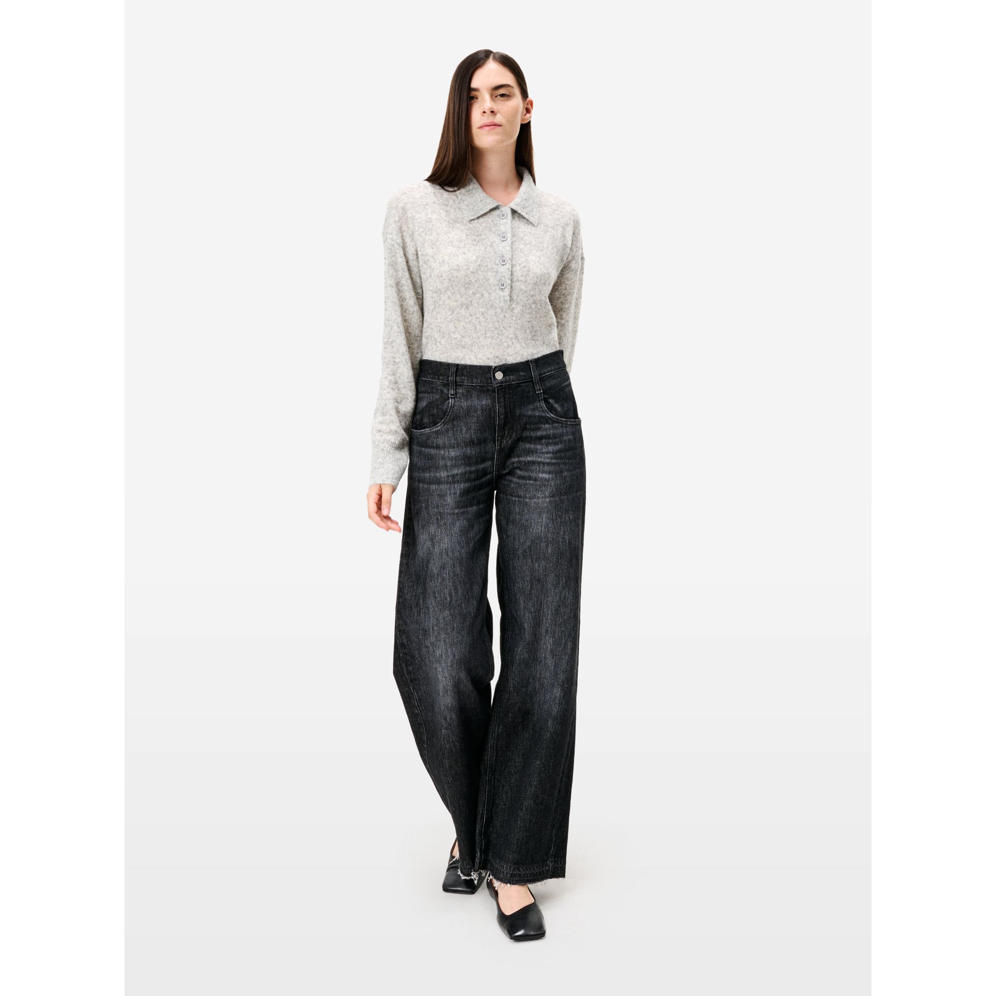 Aida low super fitted low waist volume leg dark tone used wash frayed edge