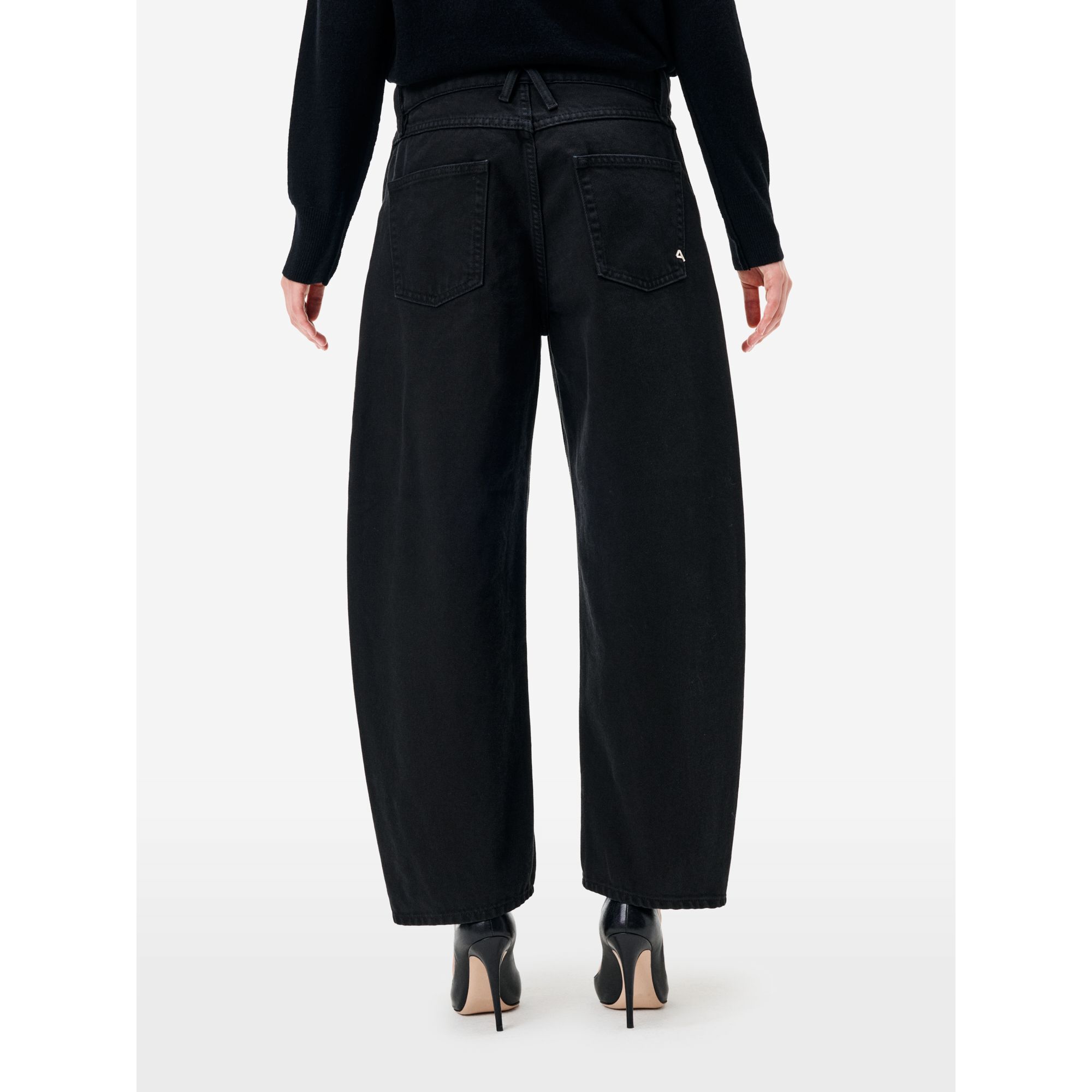 Aida crop super fitted low waist cropped curve leg direct dyed