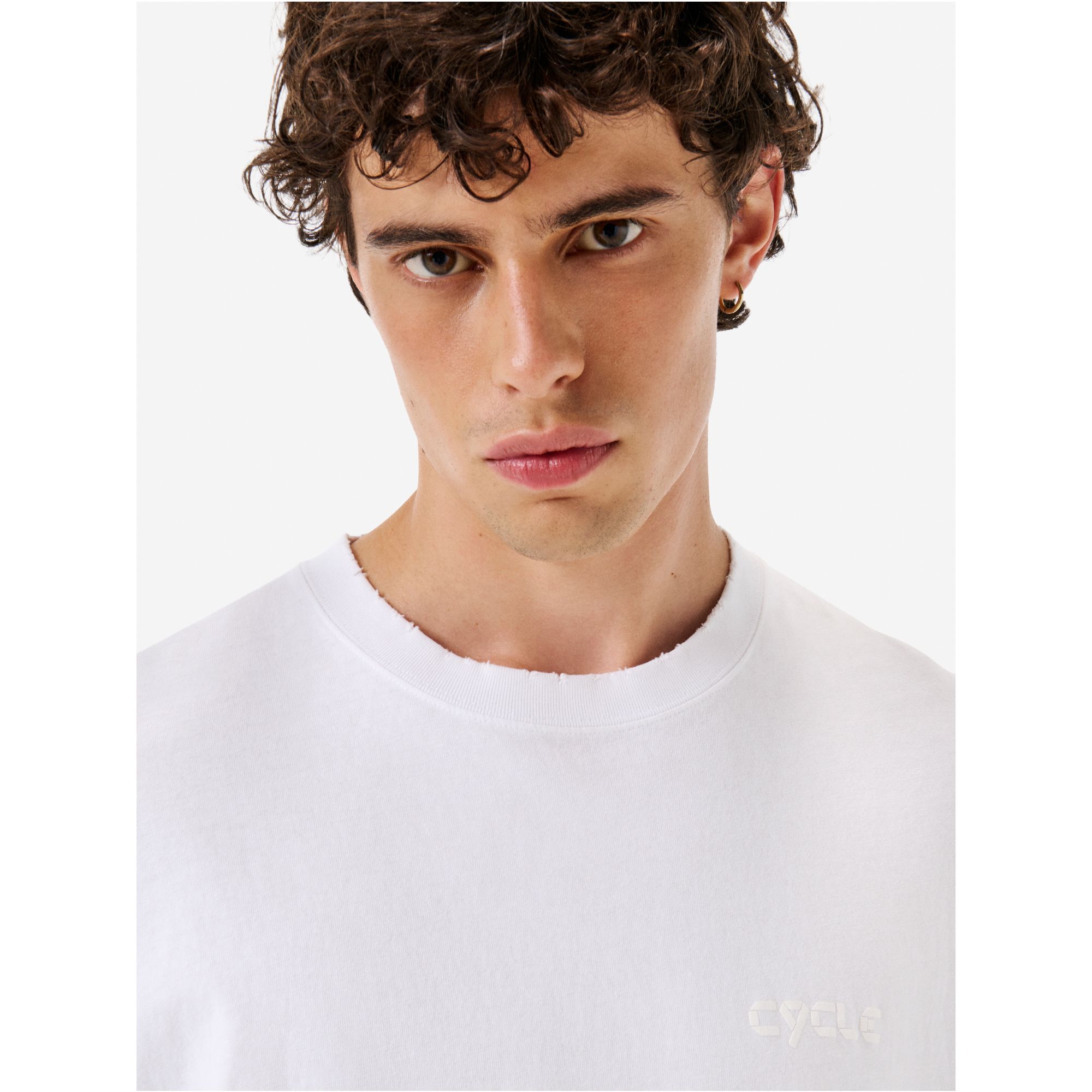 OVER PRINTED T-SHIRT WHITE DISTRESSED WASH