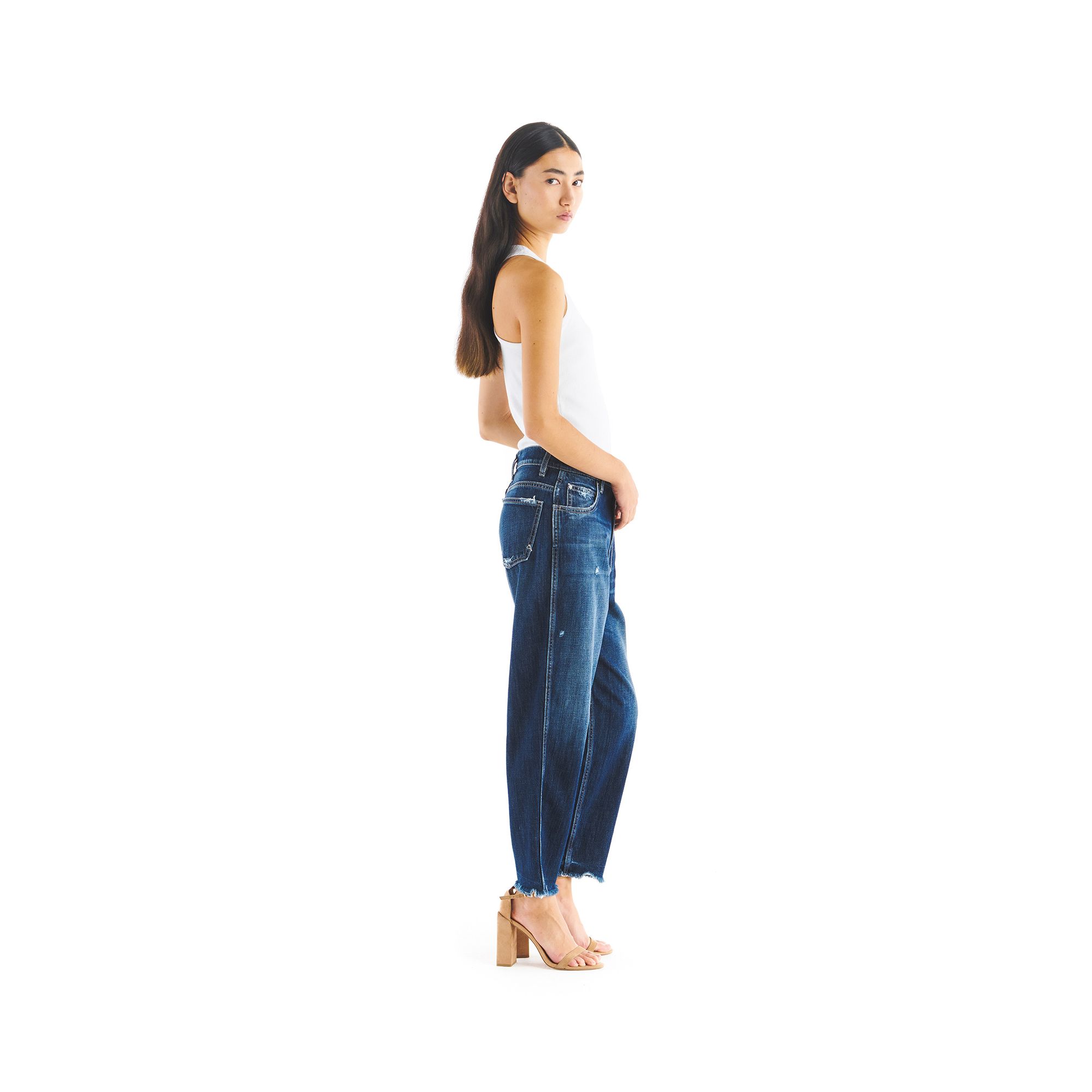 LOLA SUPER HIGH WAIST CARROT CROPPED FRAYED DARK TONE ANTIQUE