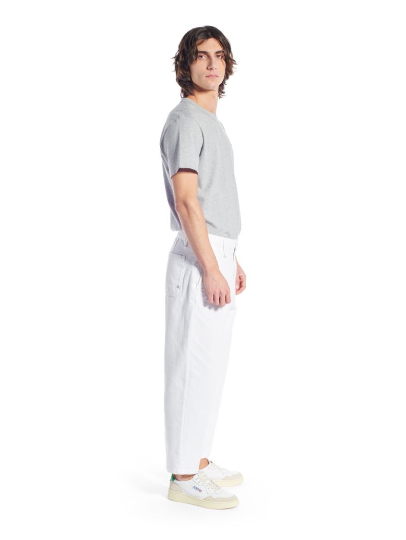 YOUNG CHINO OVER CROPPED OLD DYED WHITE