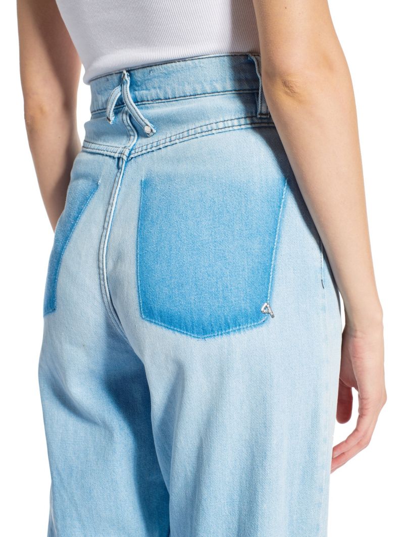 MOM MOM JEANS BLEACHED PATCH POCKET