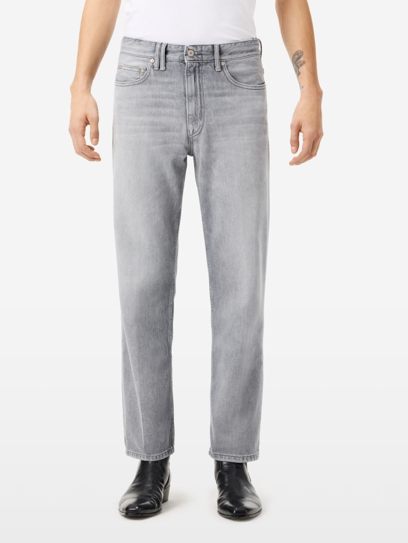 Wise regular fit straight ankle leg light bleach broken edge