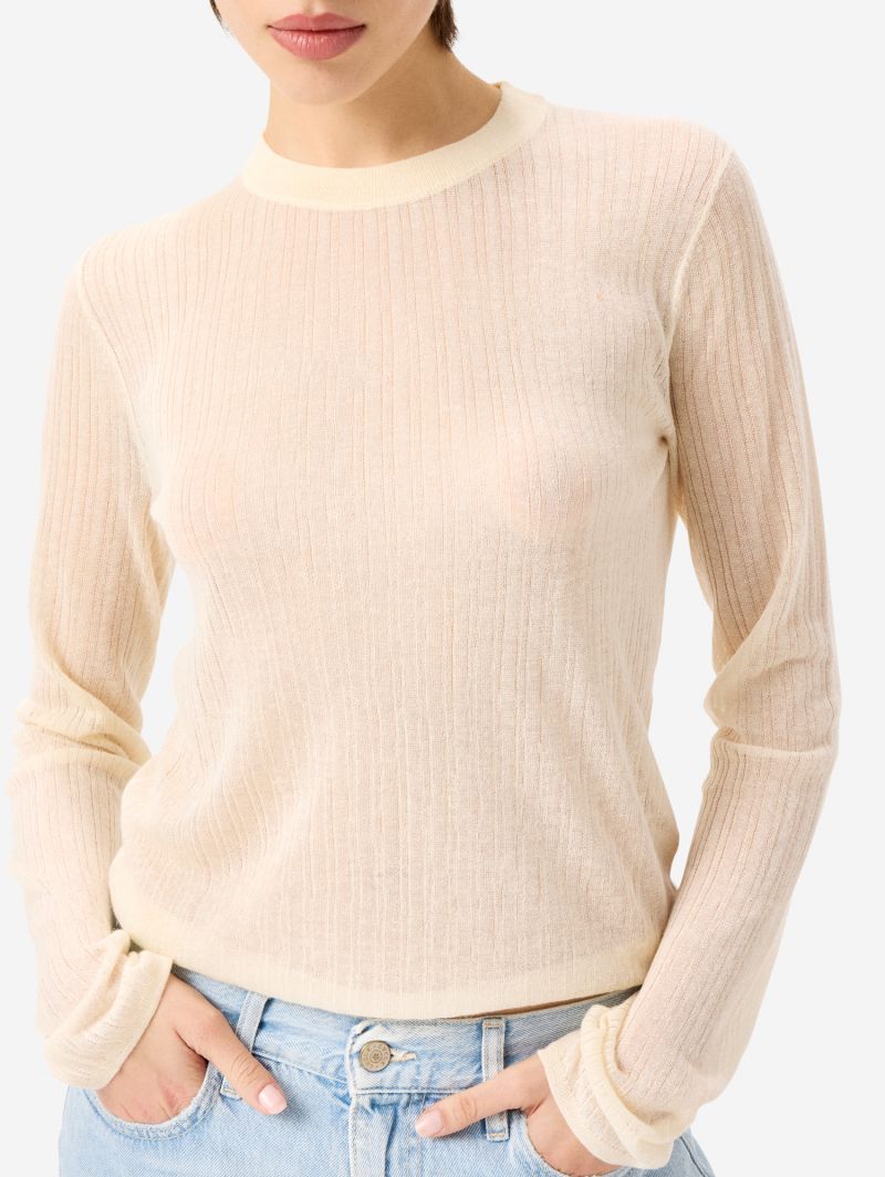 Ada round neck