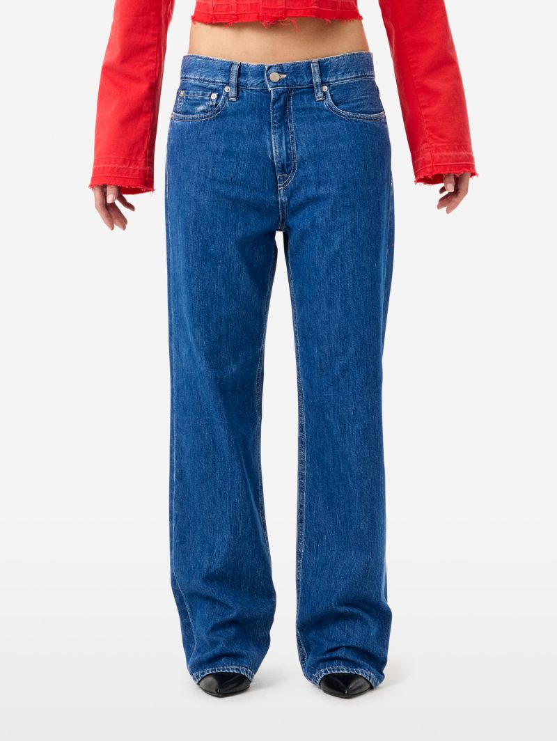 Mila low rise '90s fit dark enzyme stone wash