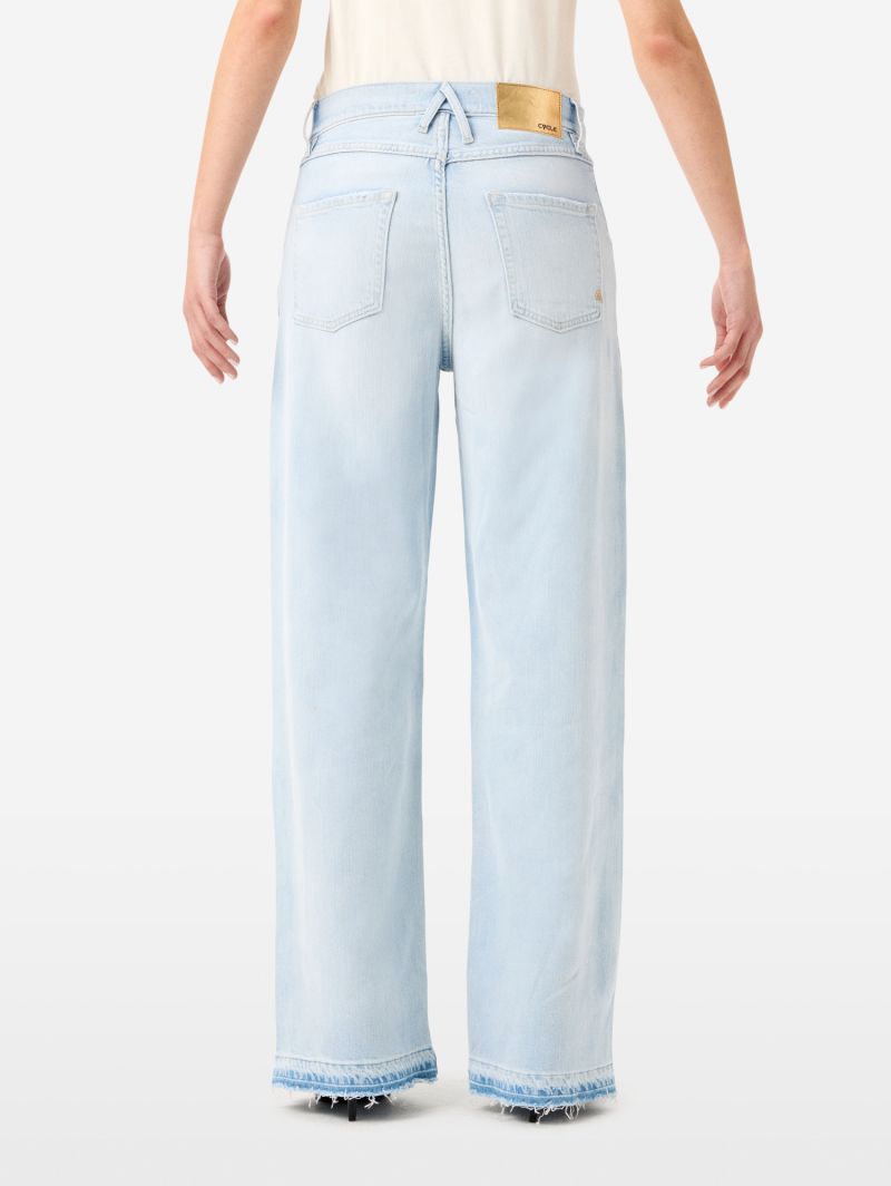 Aida low super fitted low waist volume leg super bleached frayed edge