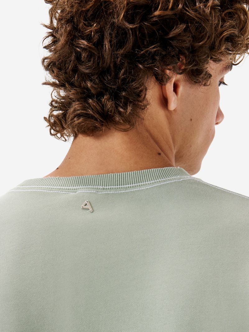 Ethan round neck cott. fl. resin spray garment dyed