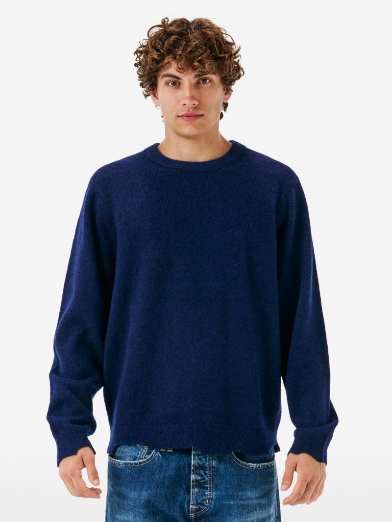 Round plain knit alpaca