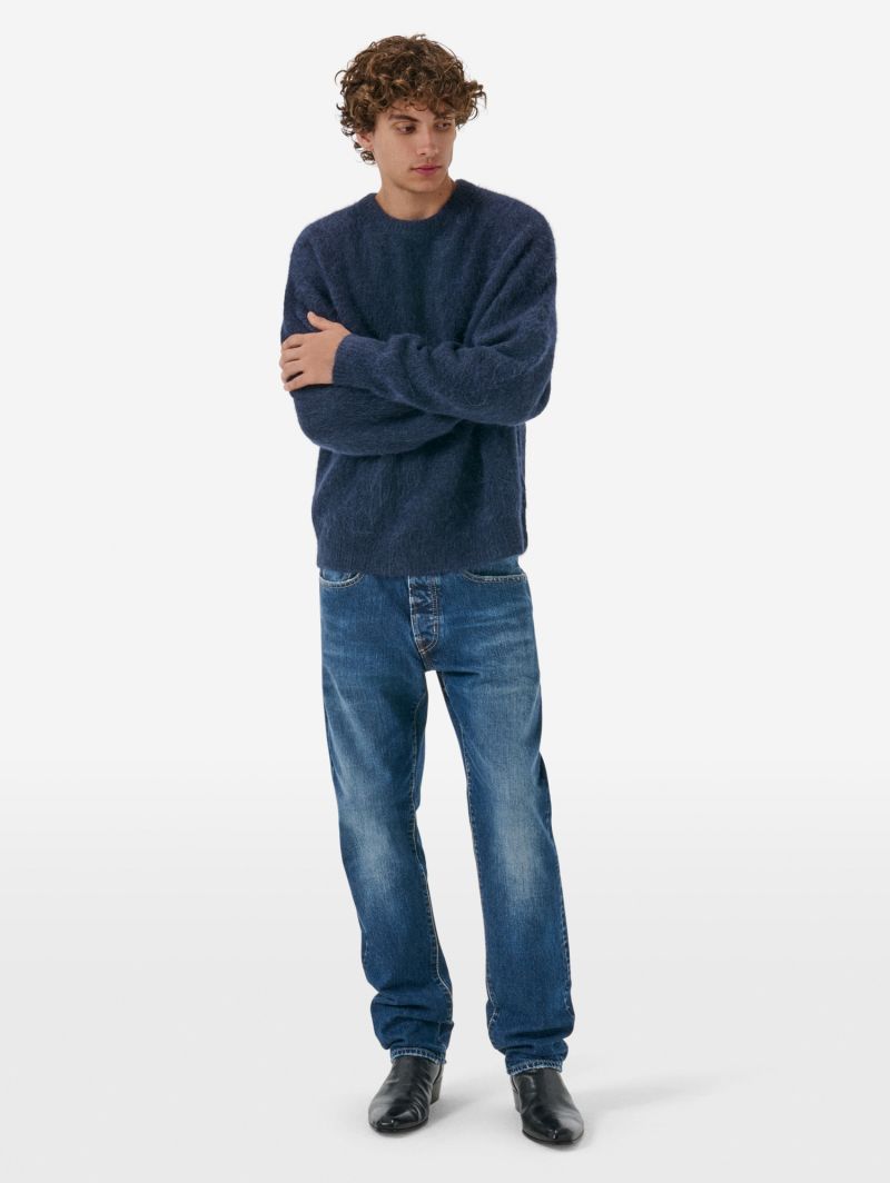 Over round neck collar brushed plain knit amazing