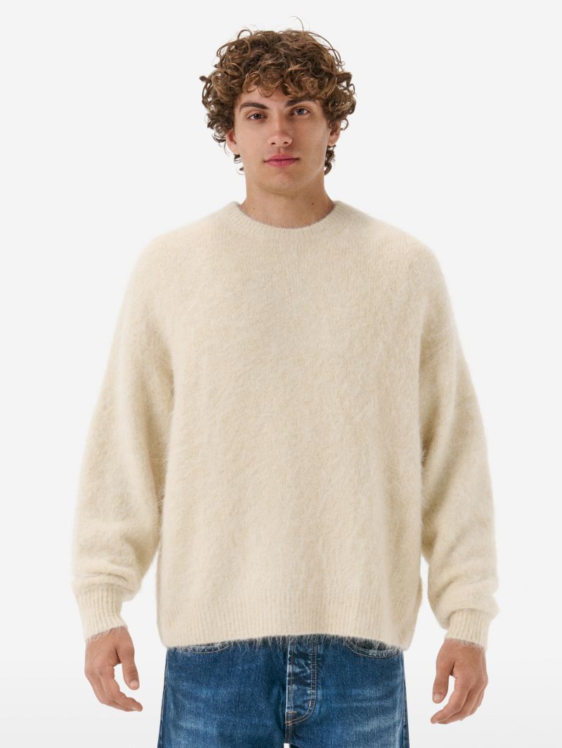 Over round neck collar brushed plain knit amazing
