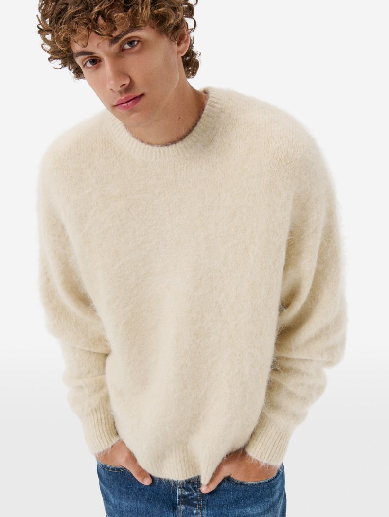 Over round neck collar brushed plain knit amazing