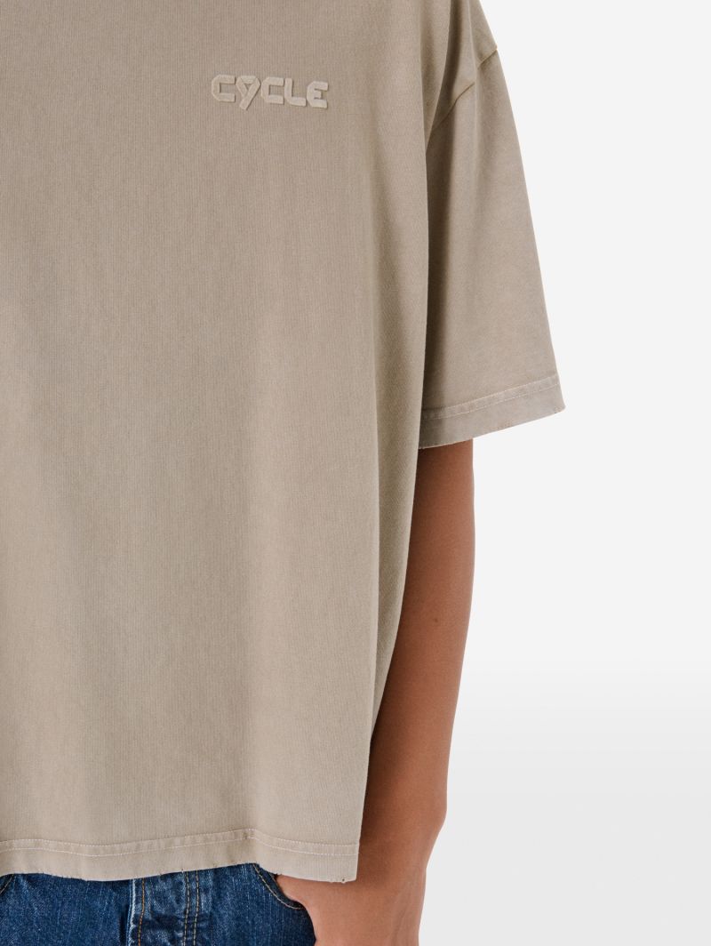 Over printed t-shirt resin spray garment dyed