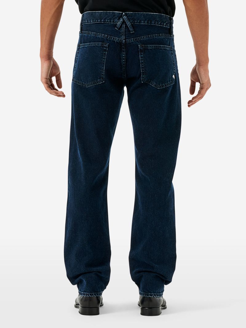 Standard regular straight '90s fit eco enzyme stone wash