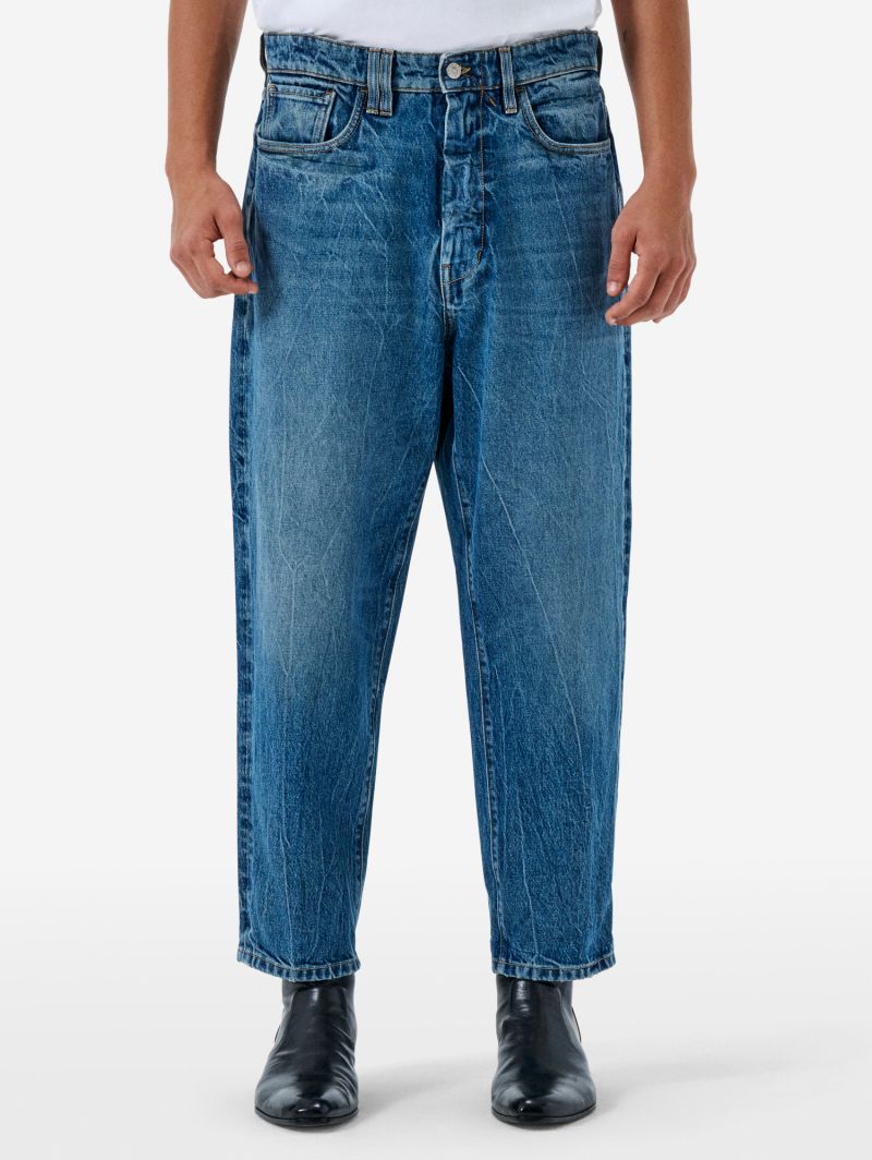 Jumbo baggy fit medium vintage with damaged edge