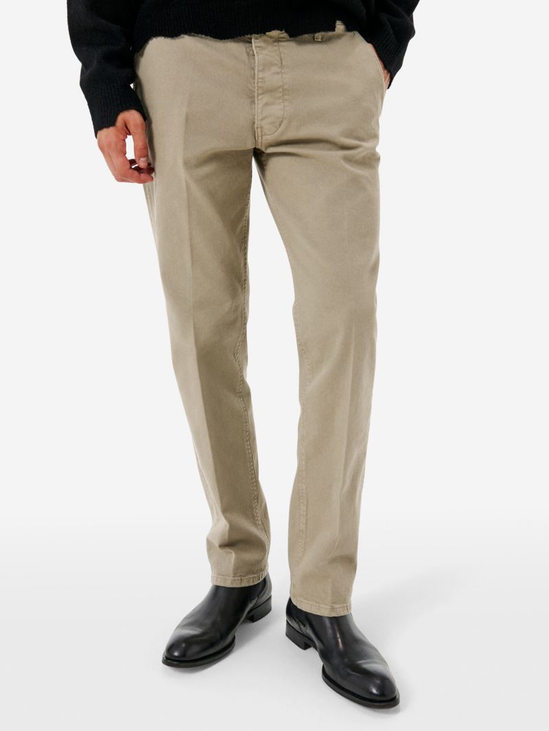 Chino standard regular fit direct dyed