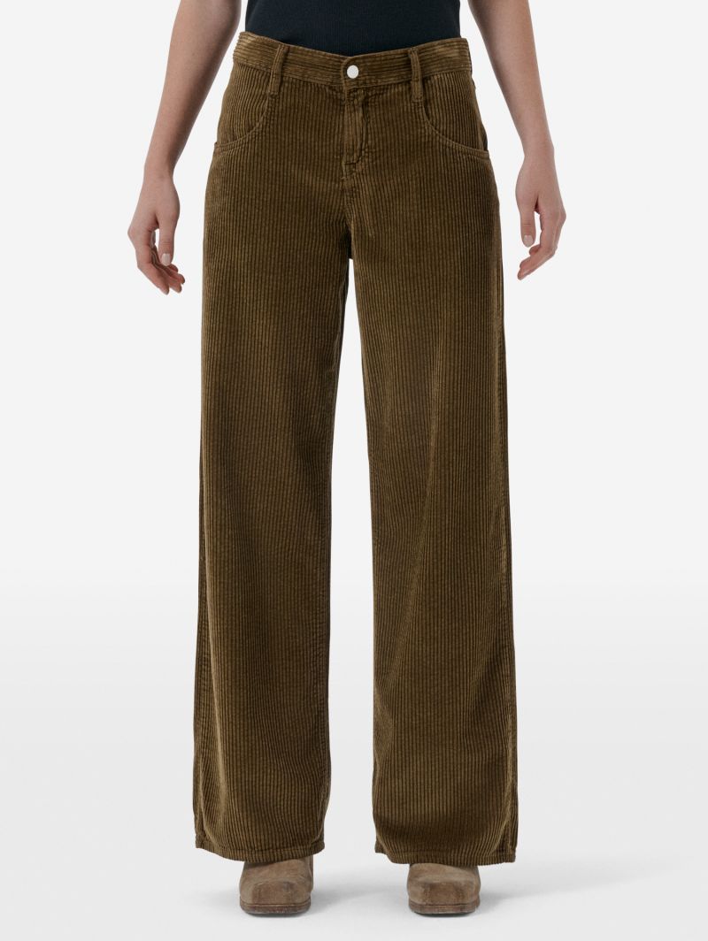 Aida low super fitted low waist volume leg direct dyed