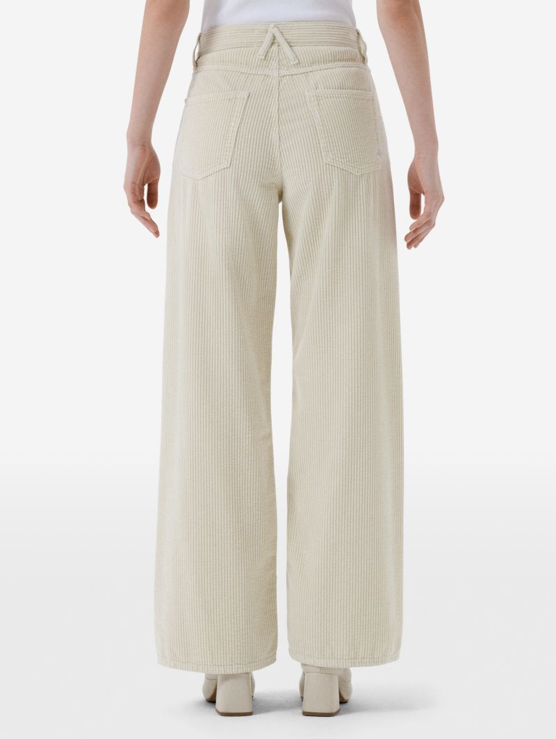 Aida low super fitted low waist volume leg direct dyed
