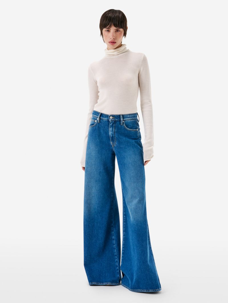 Asia mid rise wide leg flared mid tone stone wash