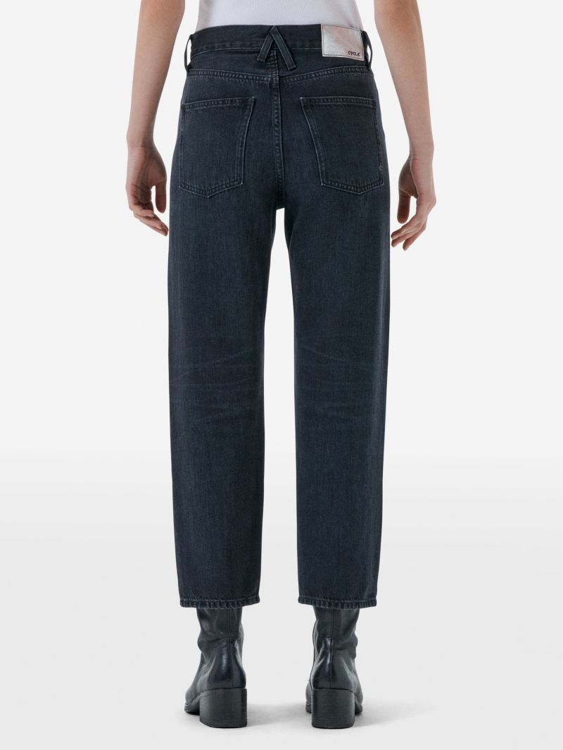 Bella '90s fit mid rise straight light vintage