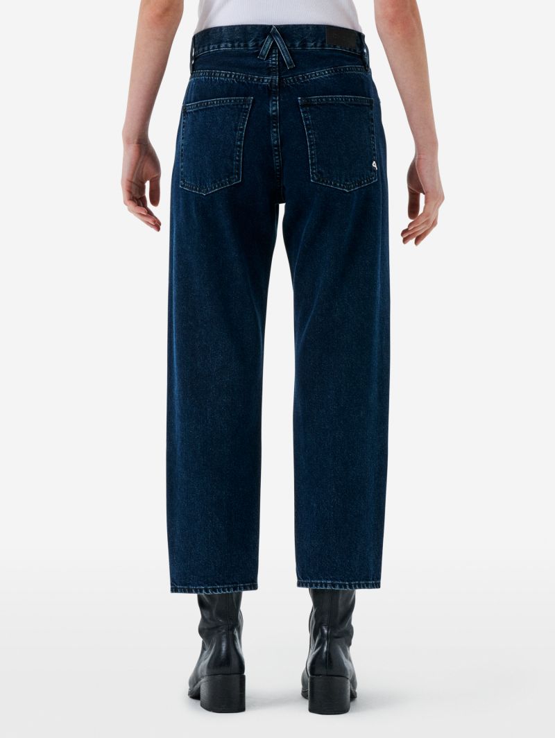 Bella '90s fit mid rise straight eco enzyme stone wash