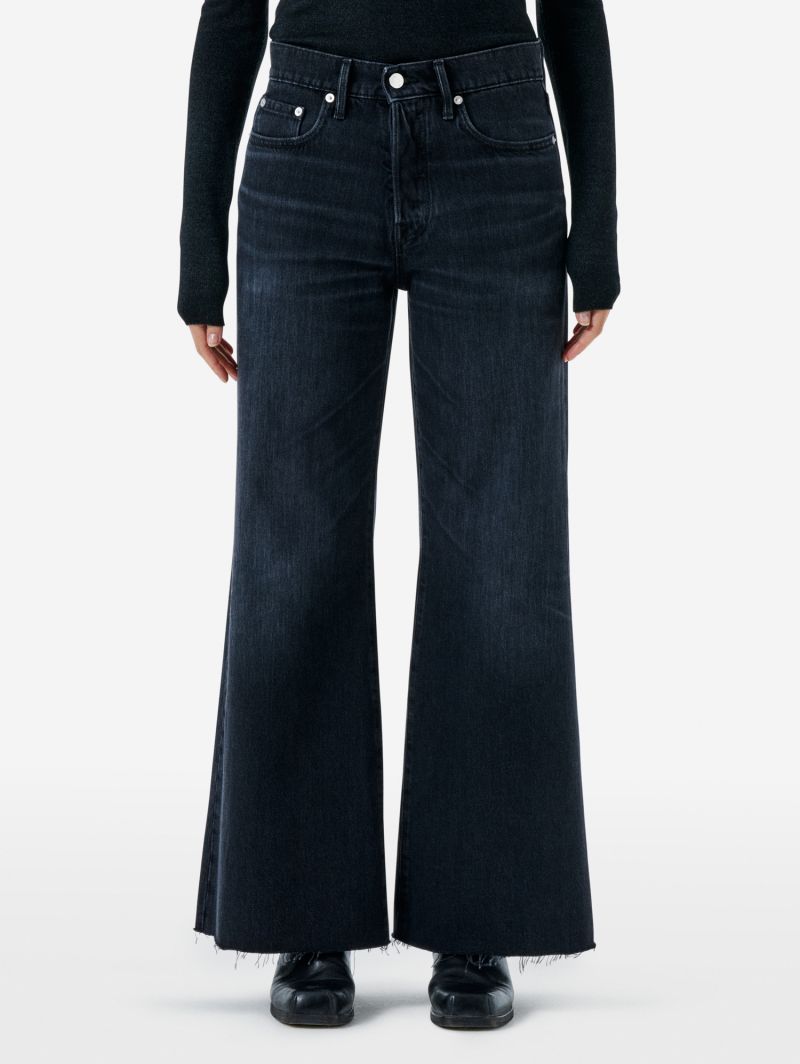 Luna mid rise flared light vintage destroyed edge