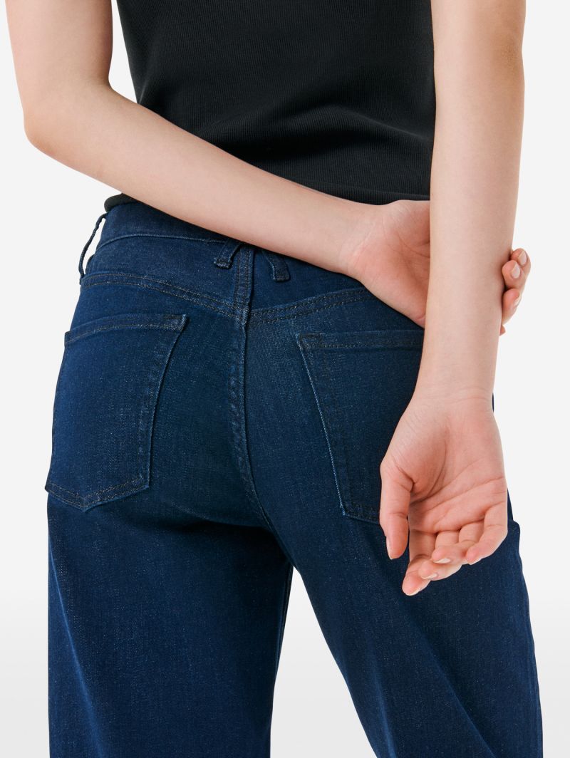 Mila low rise '90s fit rinse wash